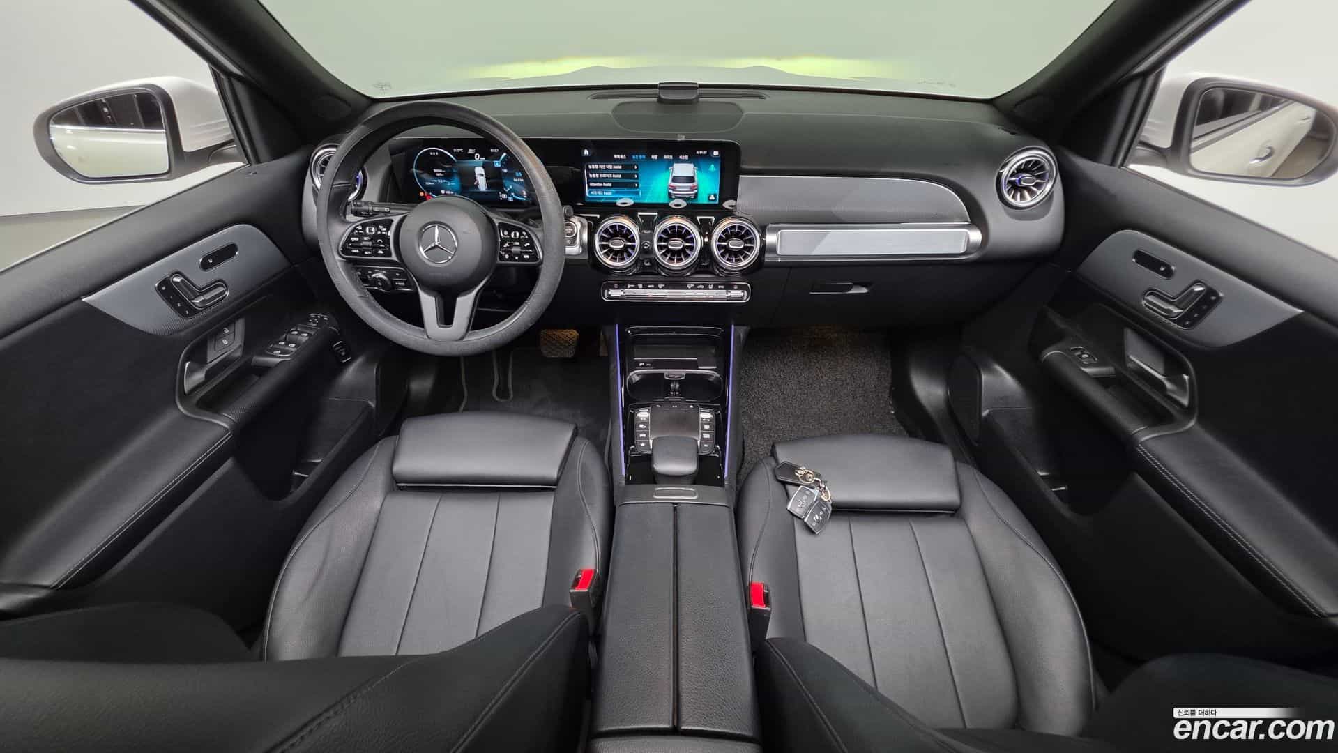 GLB-Class Mercedes-Benz 2021.9-INNER-007