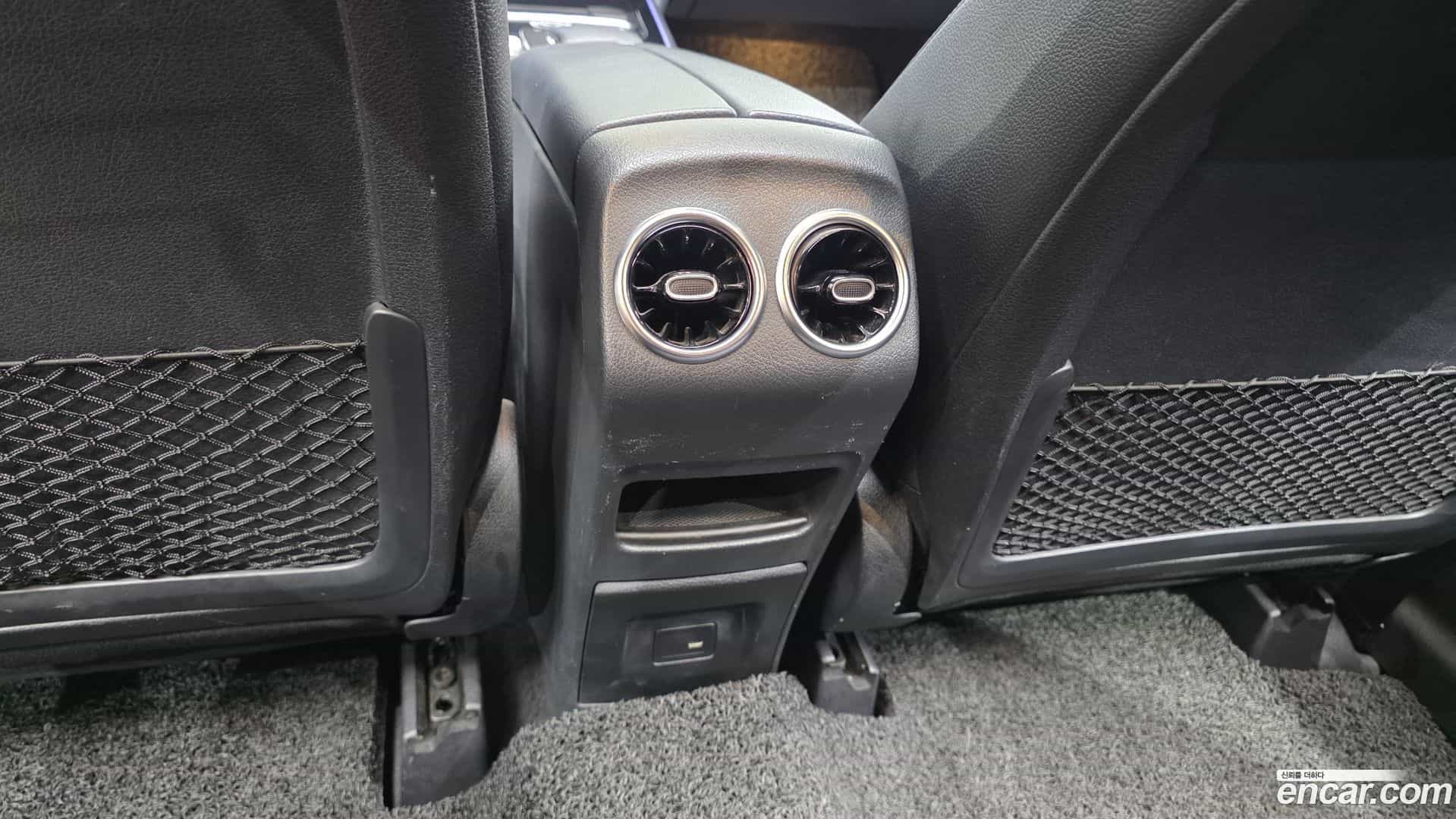 GLB-Class Mercedes-Benz 2021.9-OPTION-048