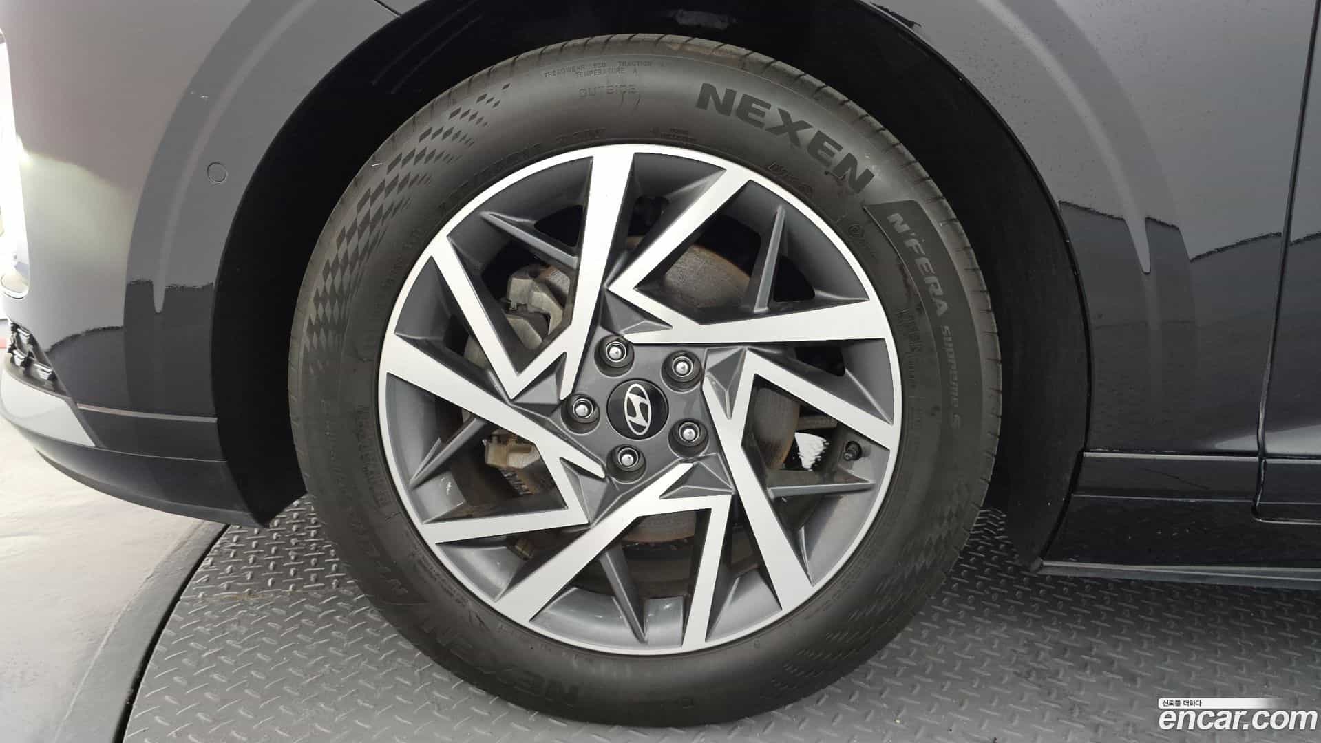 Grandeur Hyundai 2023.2-OUTER-005