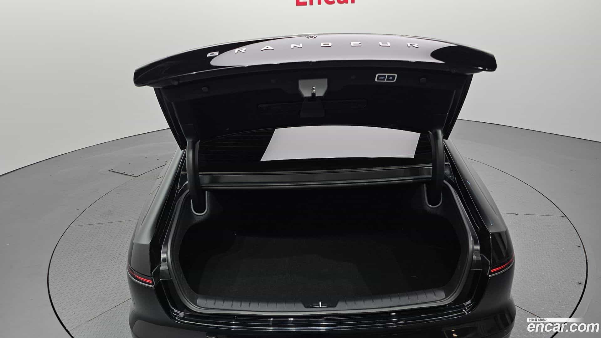 Grandeur Hyundai 2023.2-OPTION-024