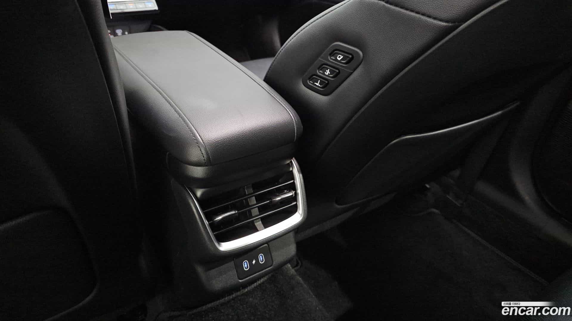 Grandeur Hyundai 2023.2-OPTION-044