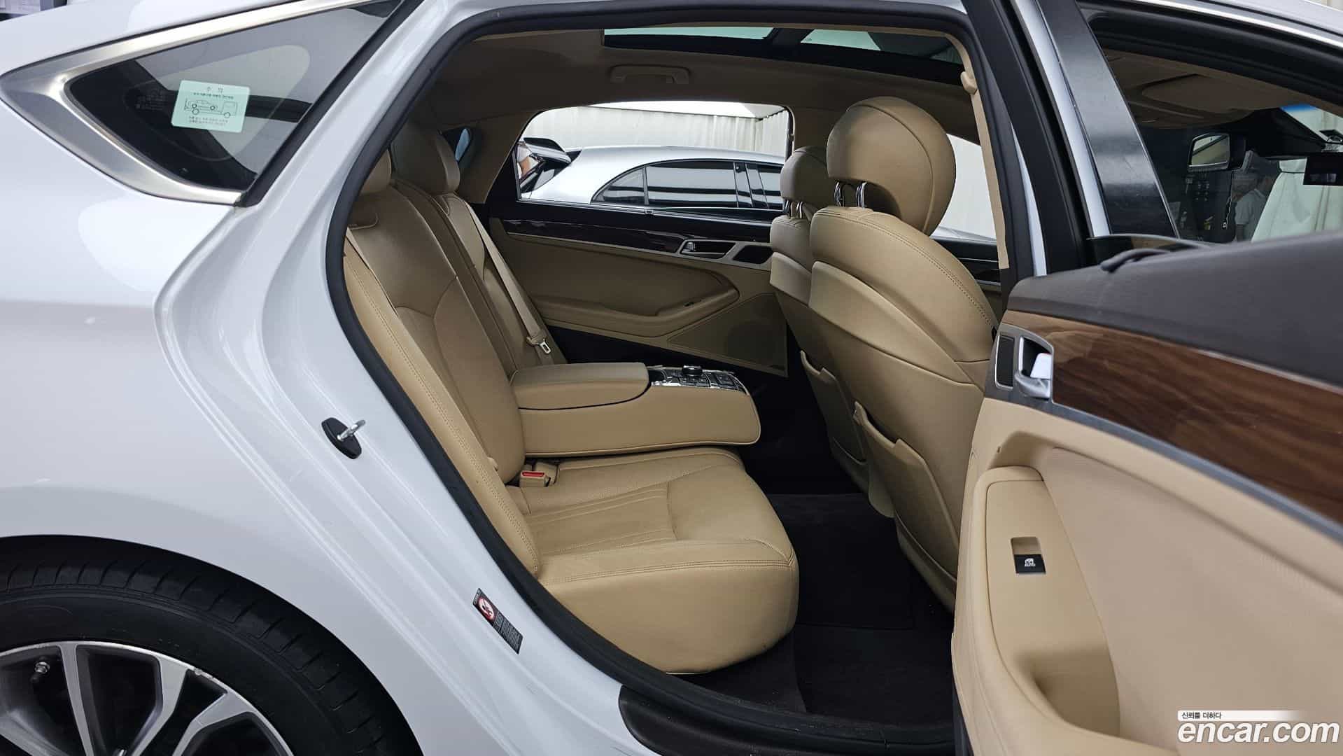 Genesis Hyundai 2014.11-OPTION-016