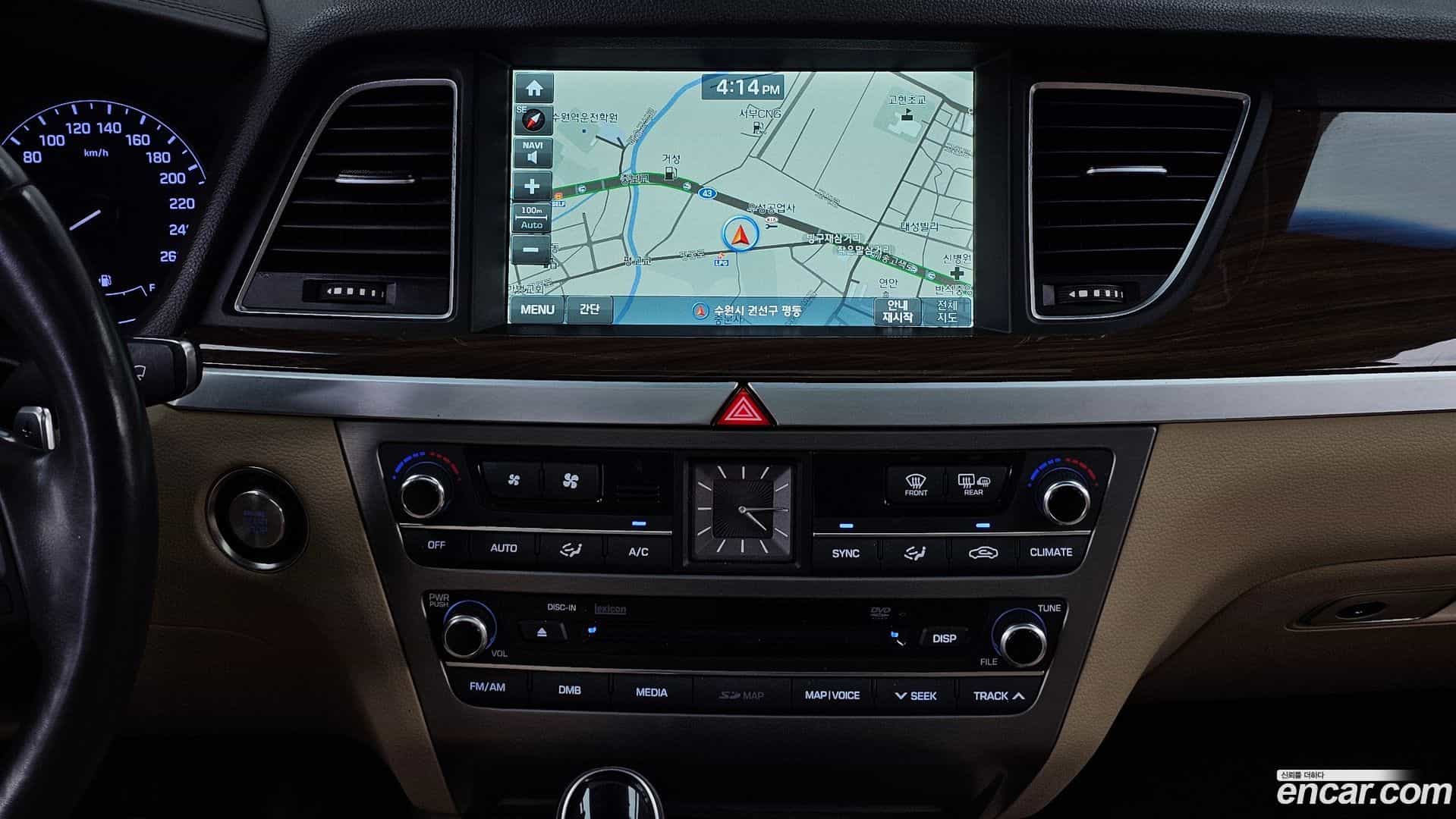 Genesis Hyundai 2014.11-OPTION-018