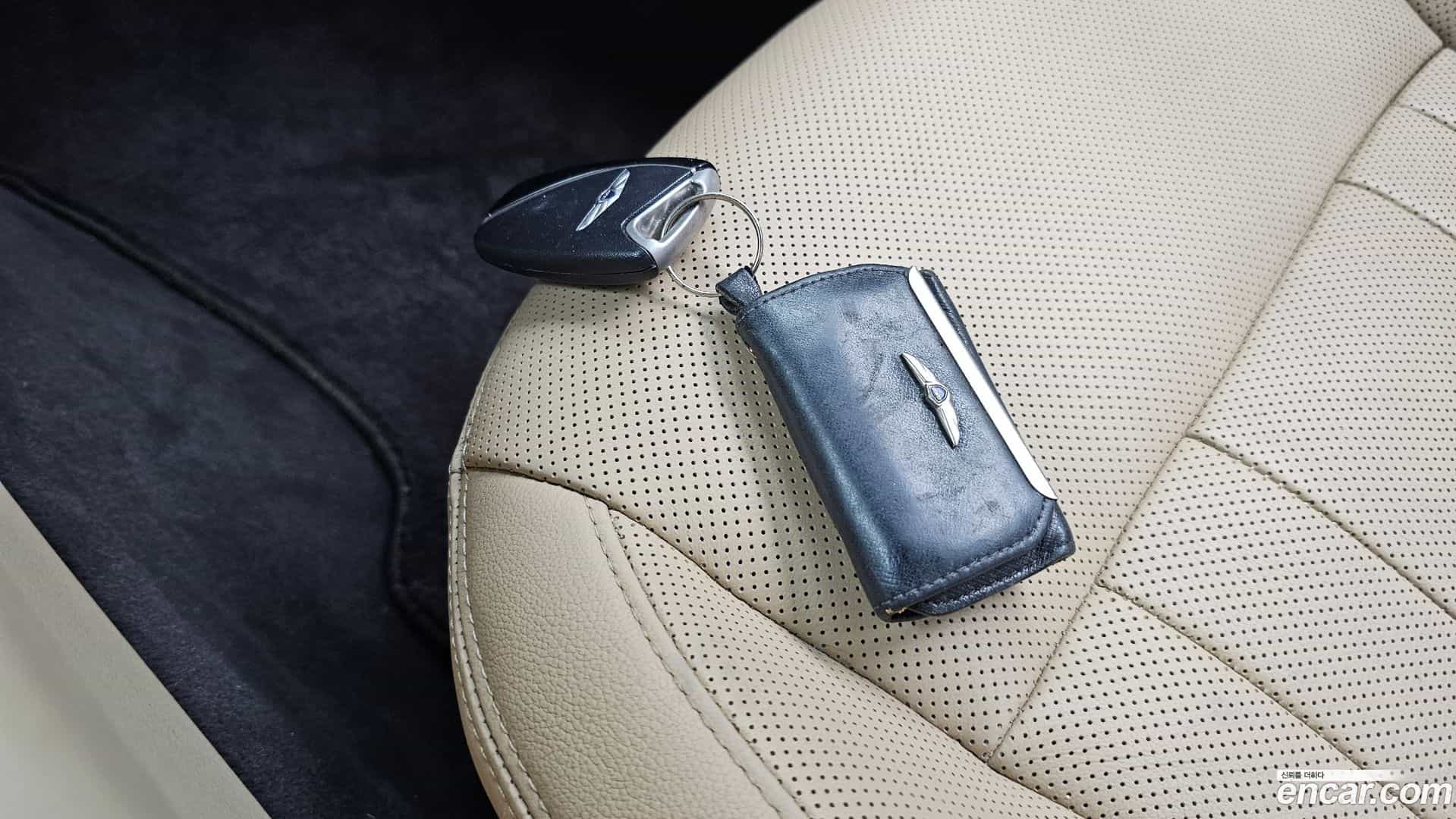 Genesis Hyundai 2014.11-OPTION-044