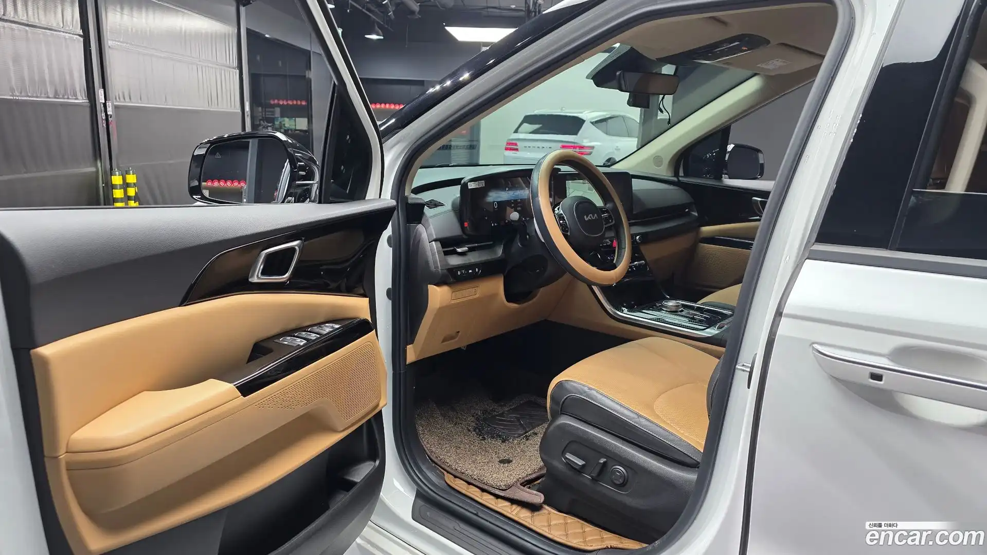 Canival Kia 2023.9-INNER-010