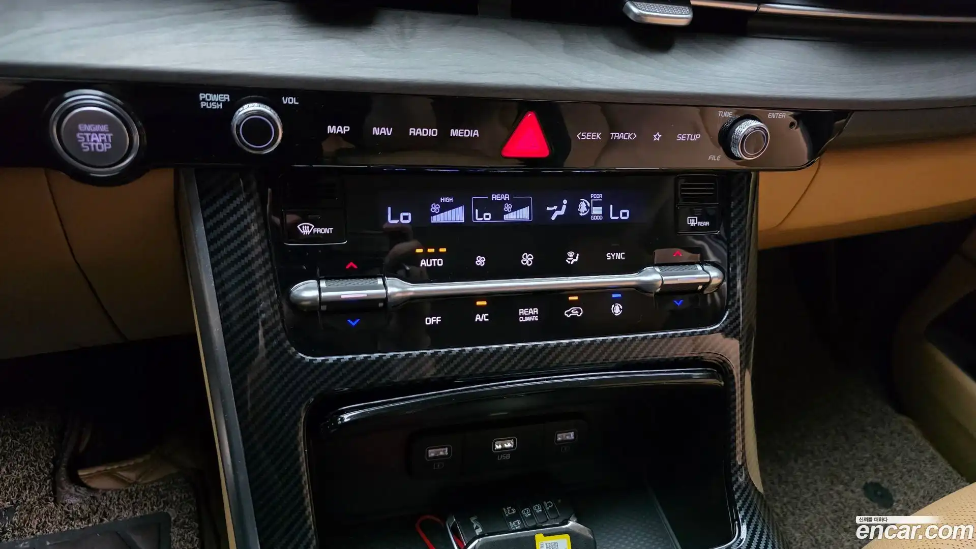 Canival Kia 2023.9-OPTION-021