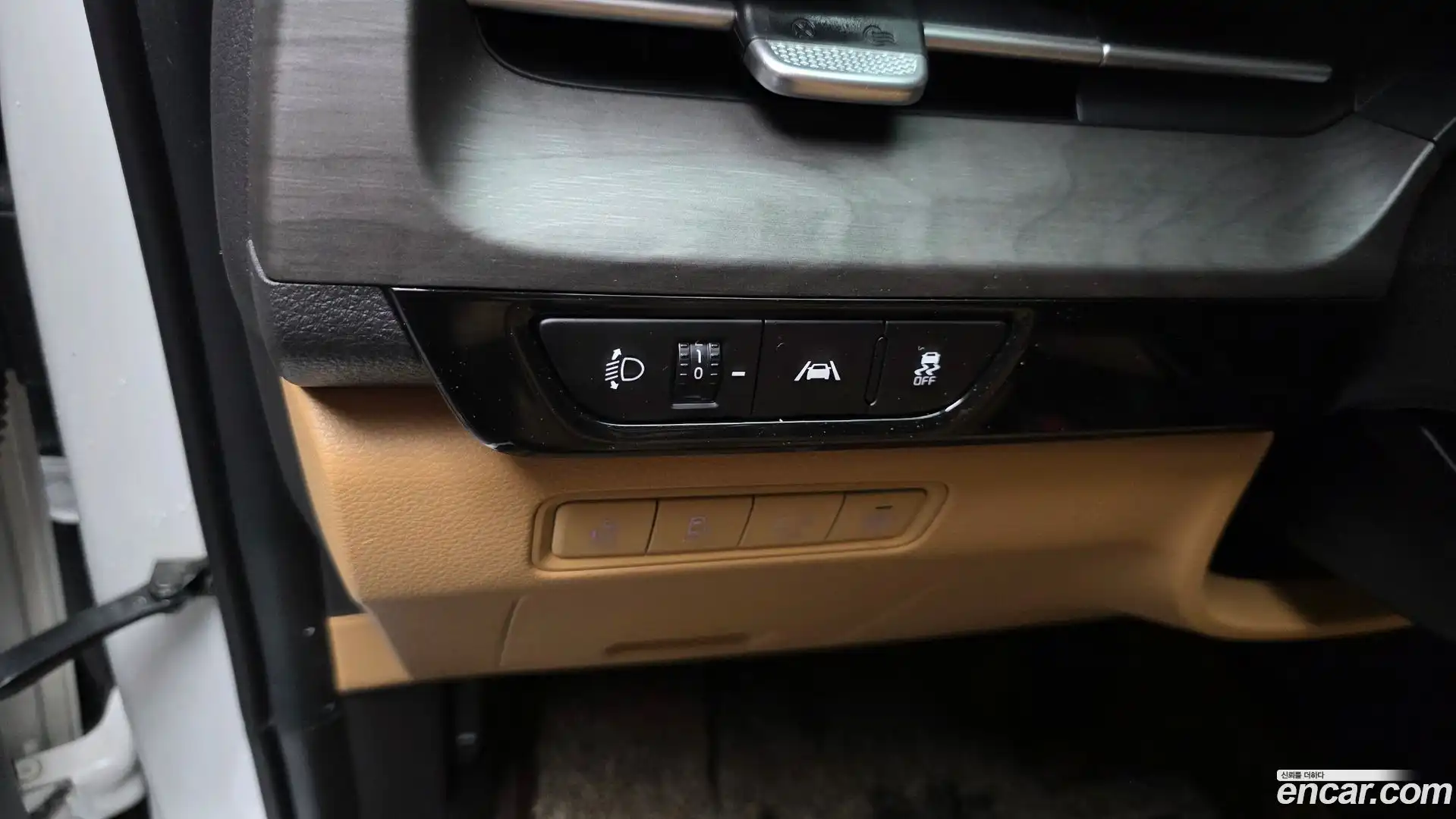 Canival Kia 2023.9-OPTION-043