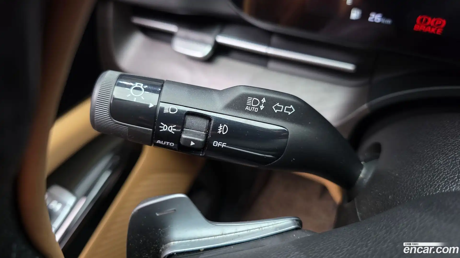 Canival Kia 2023.9-OPTION-046