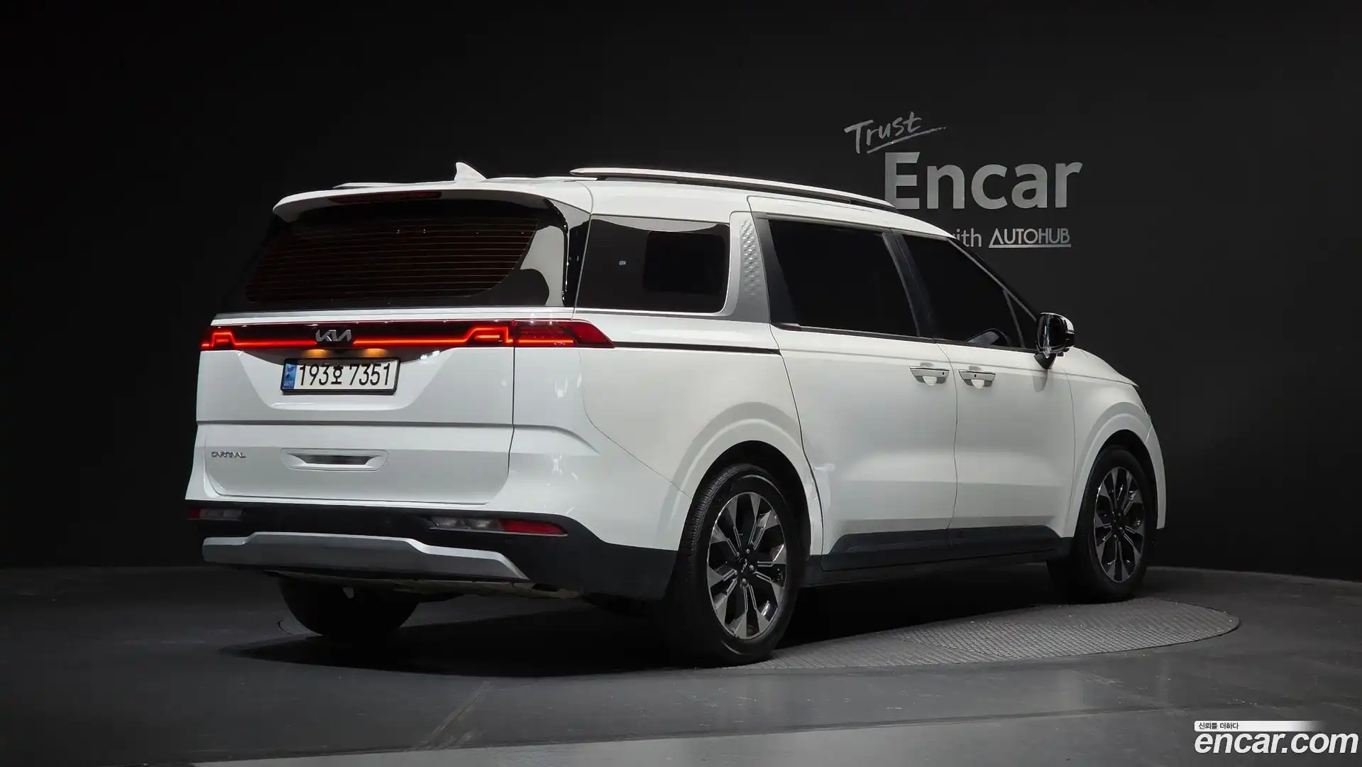 Canival Kia 2022.11-OUTER-002
