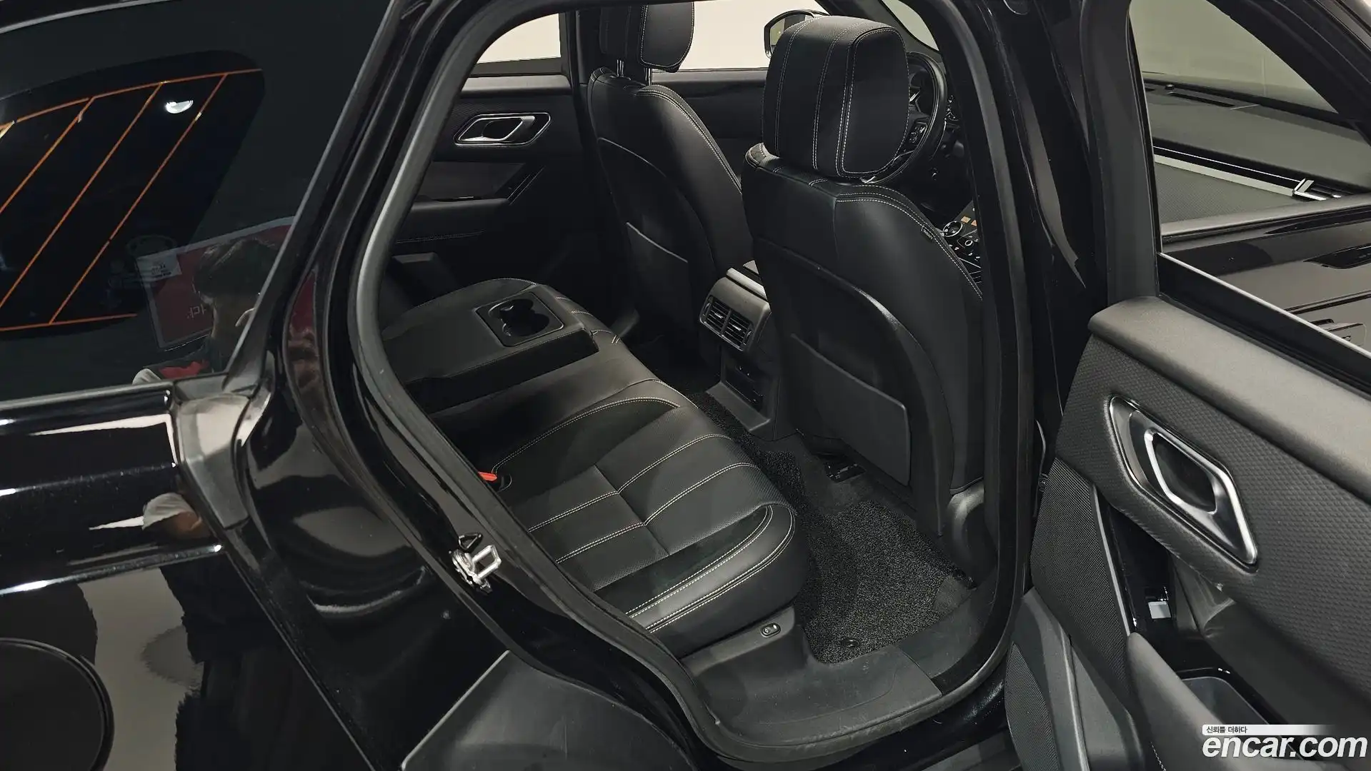 Range Rover Velar Land Rover 2022.1-OPTION-016