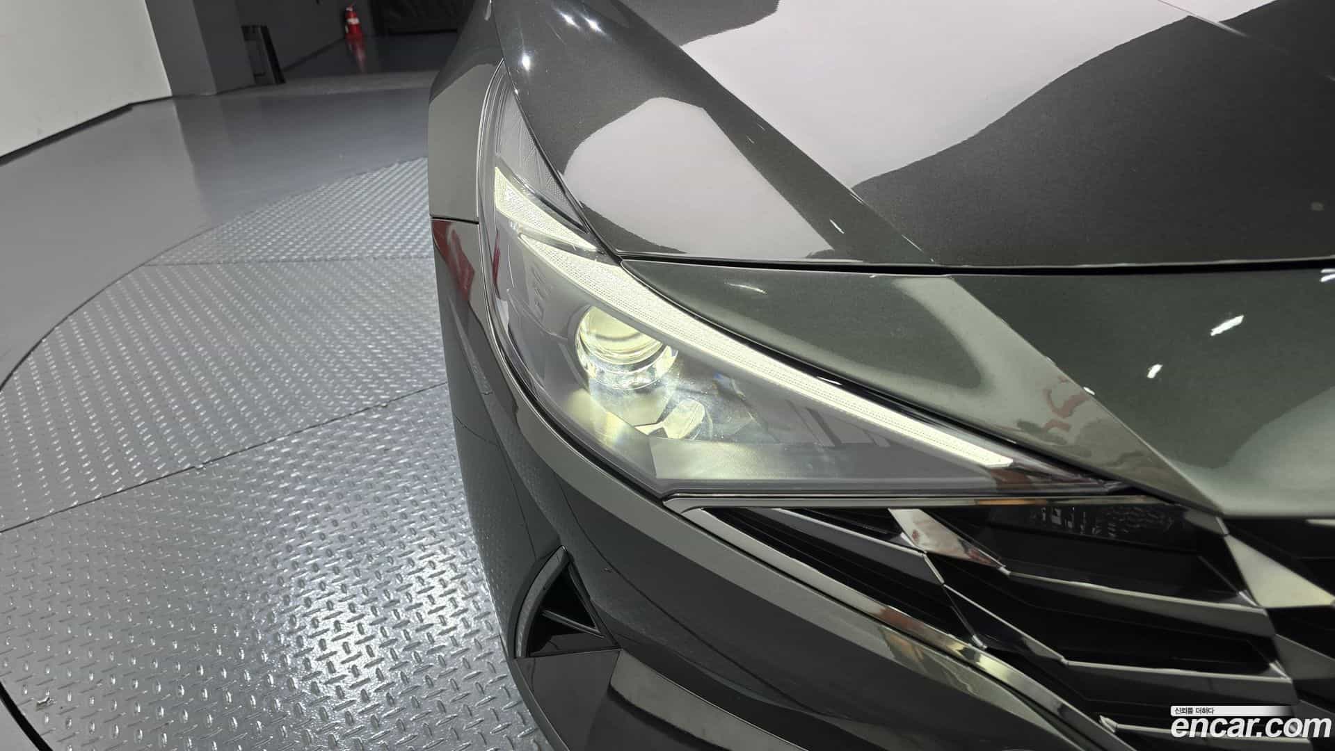AVANTE Hyundai 2020.4-OUTER-032