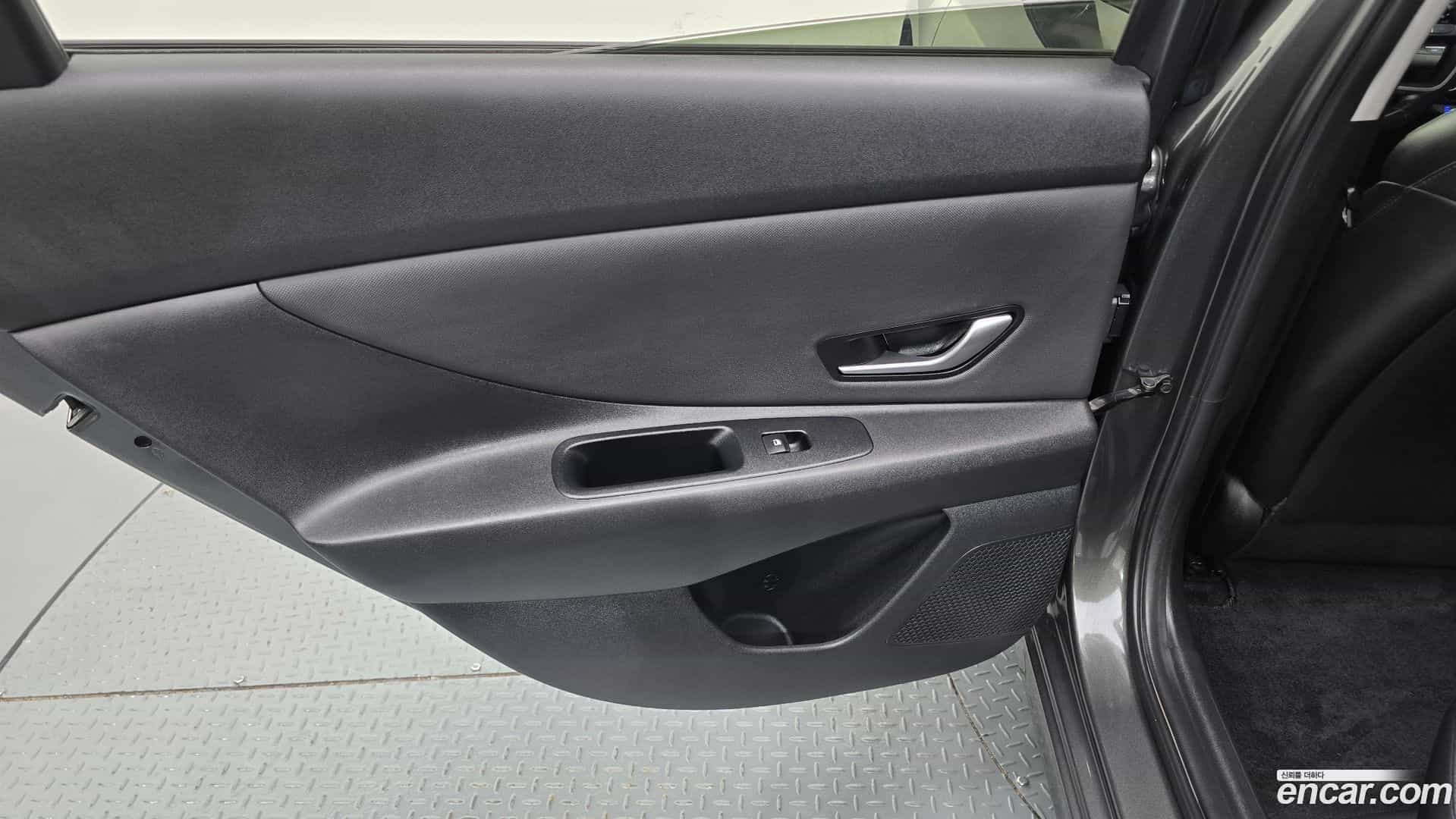 AVANTE Hyundai 2020.4-INNER-035