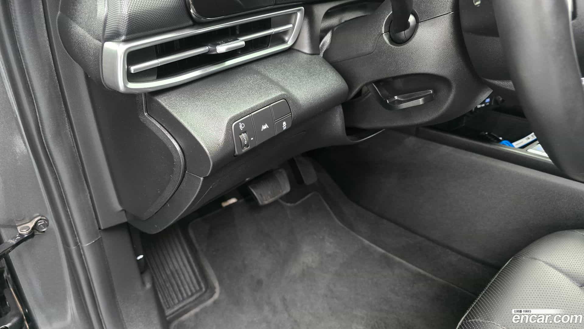 AVANTE Hyundai 2020.4-OPTION-040
