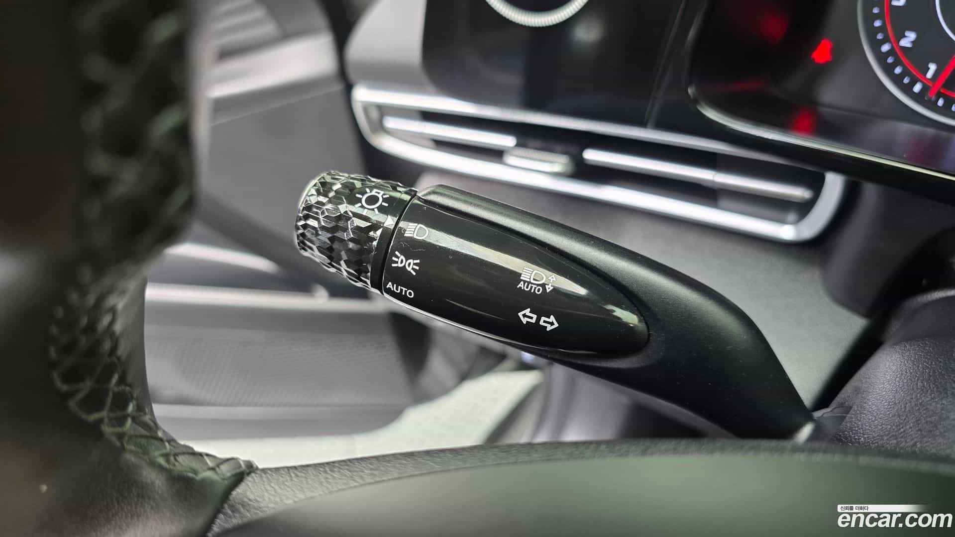 AVANTE Hyundai 2020.4-OPTION-043