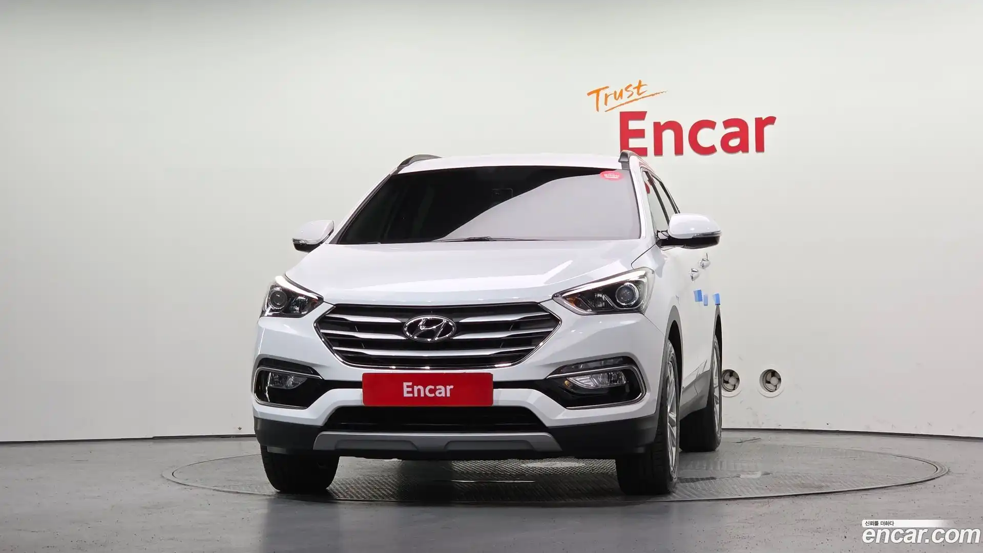 Santafe Hyundai 2016.8-OUTER-003