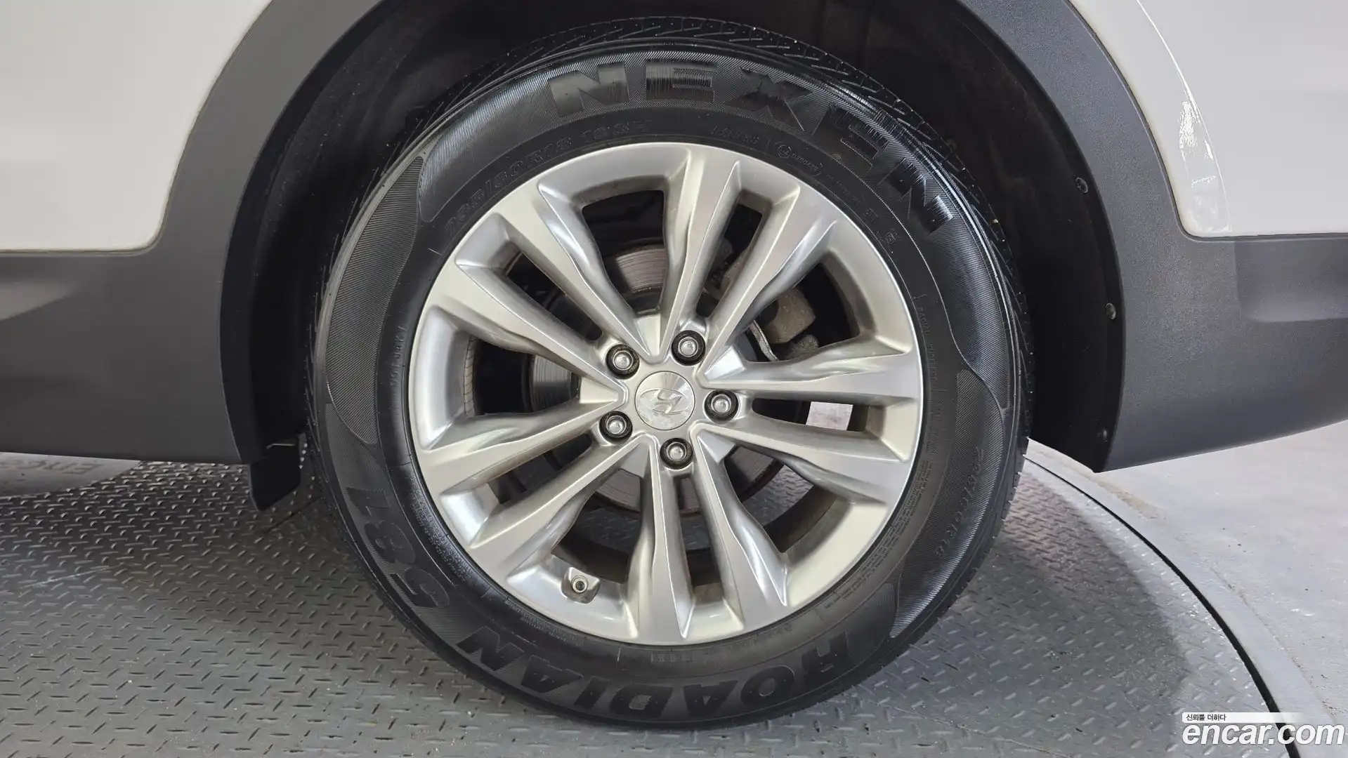 Santafe Hyundai 2016.8-OUTER-031