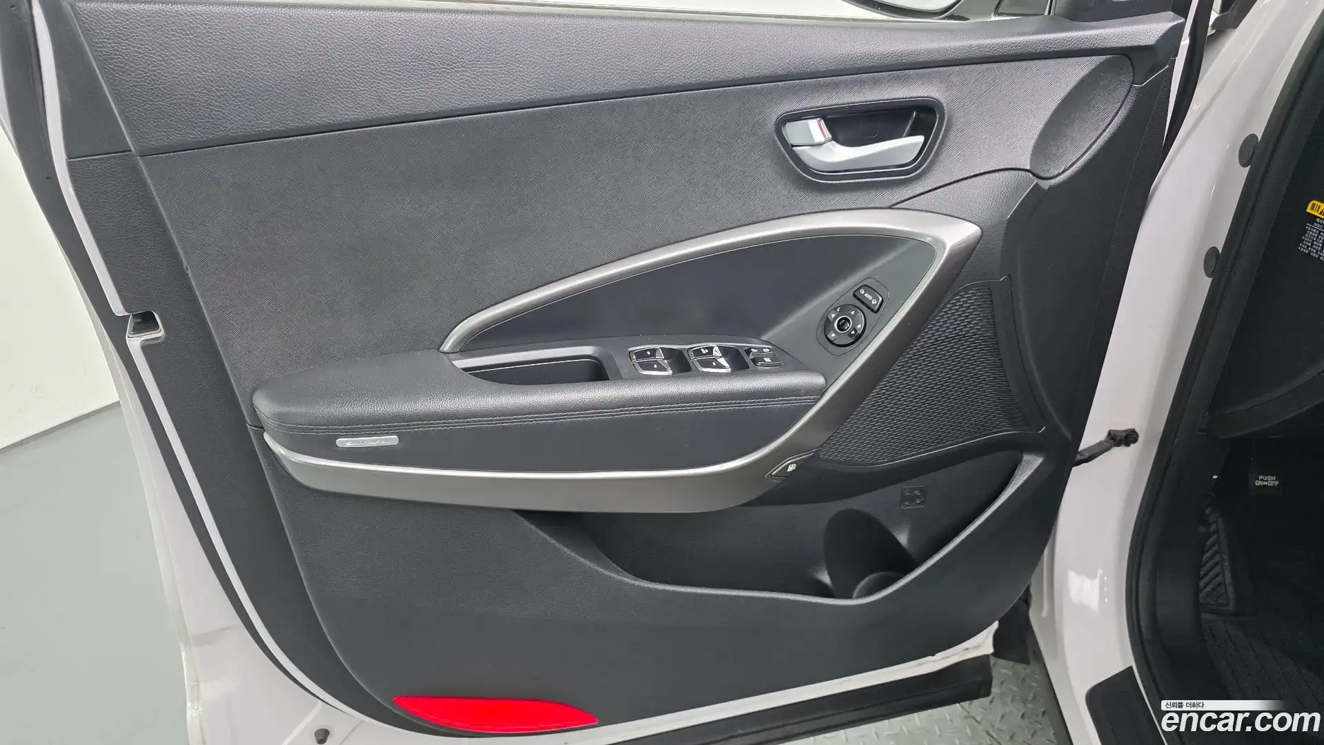 Santafe Hyundai 2016.8-INNER-034