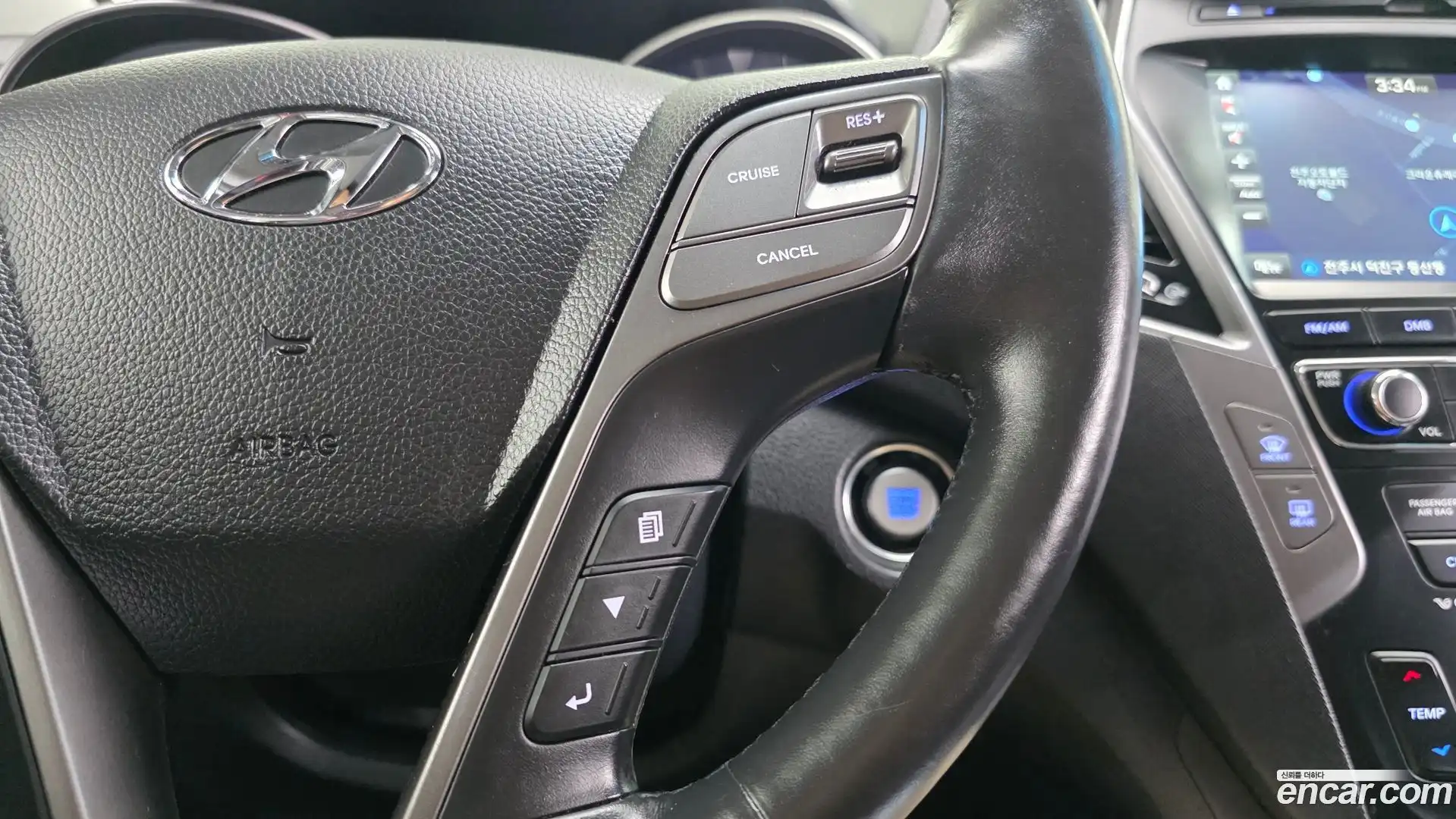 Santafe Hyundai 2016.8-INNER-036
