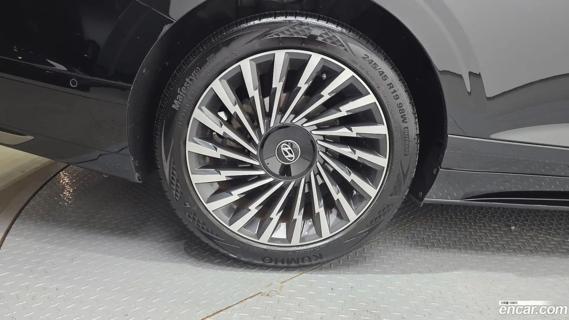 Grandeur Hyundai 2024.6-OUTER-005