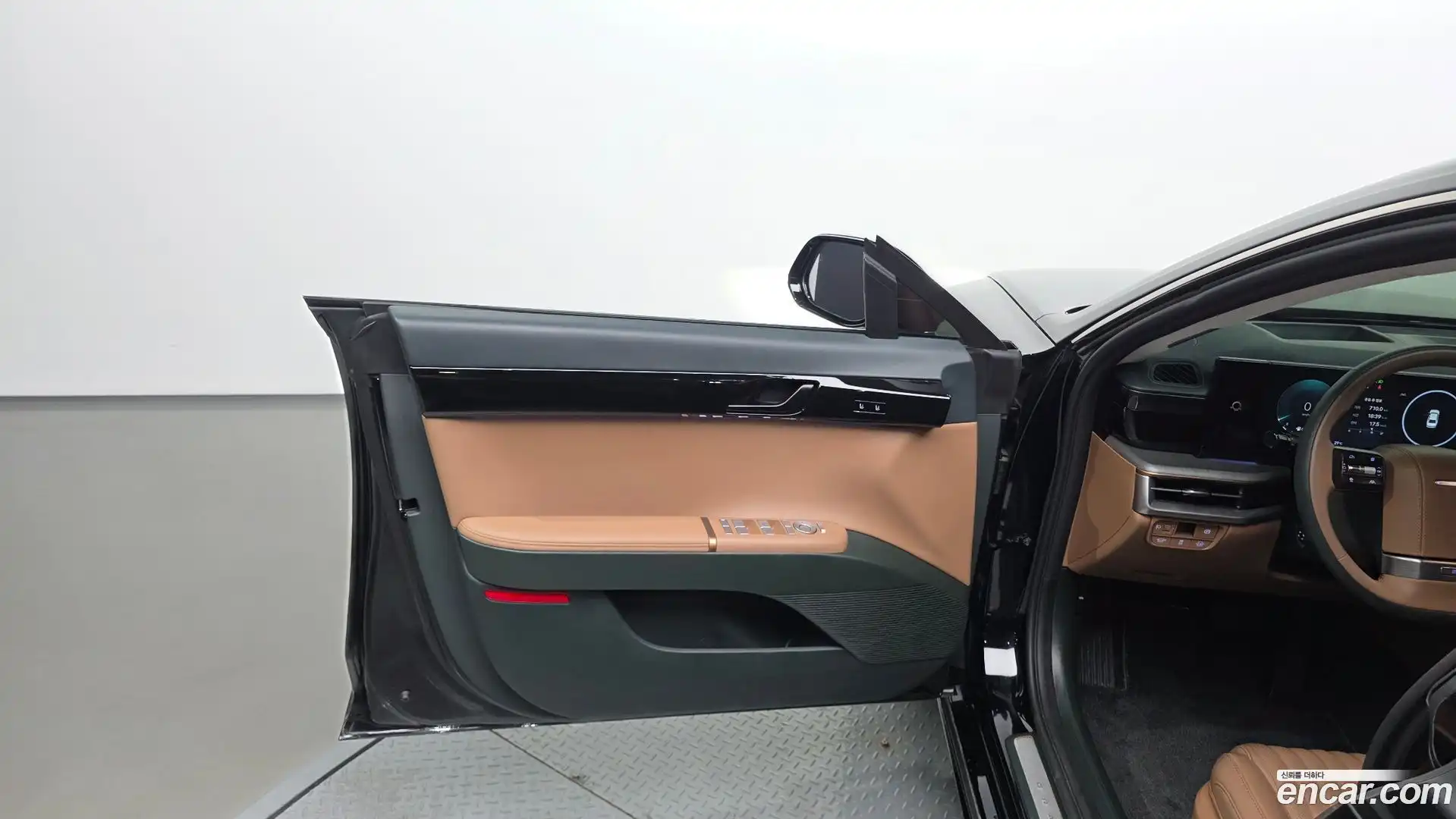 Grandeur Hyundai 2024.6-INNER-034