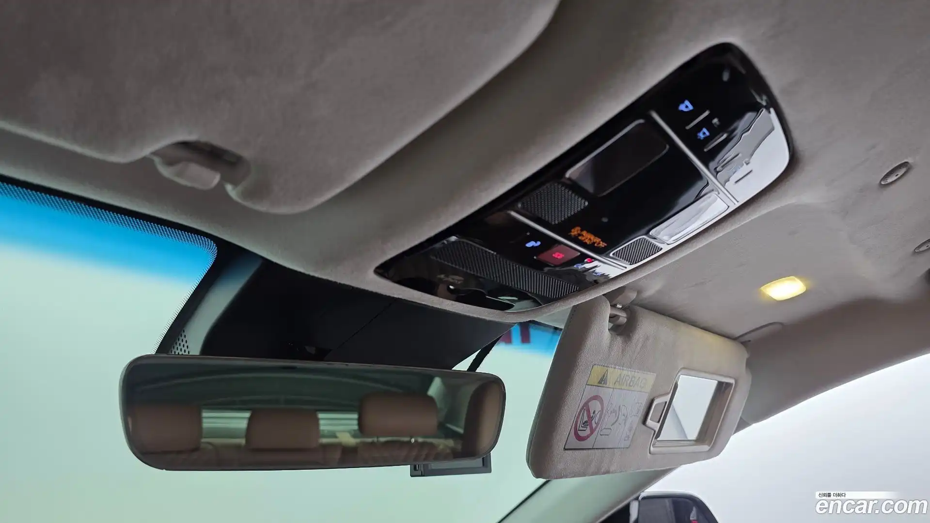 Grandeur Hyundai 2024.6-OPTION-042