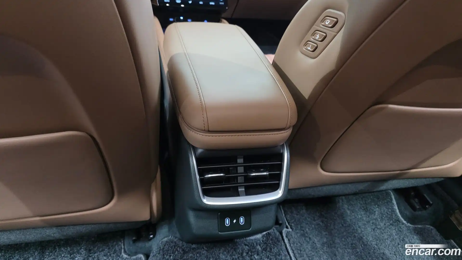 Grandeur Hyundai 2024.6-OPTION-055