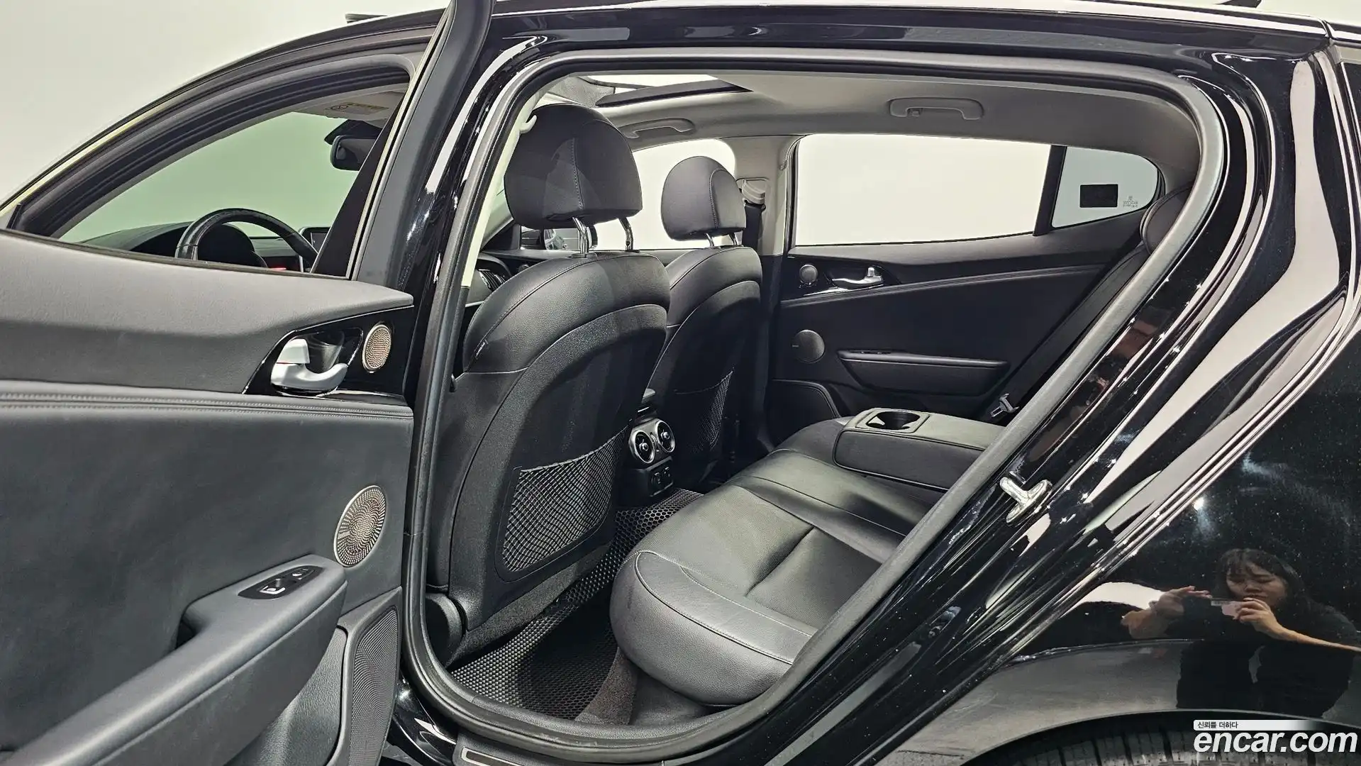 Stinger Kia 2018.3-OPTION-015