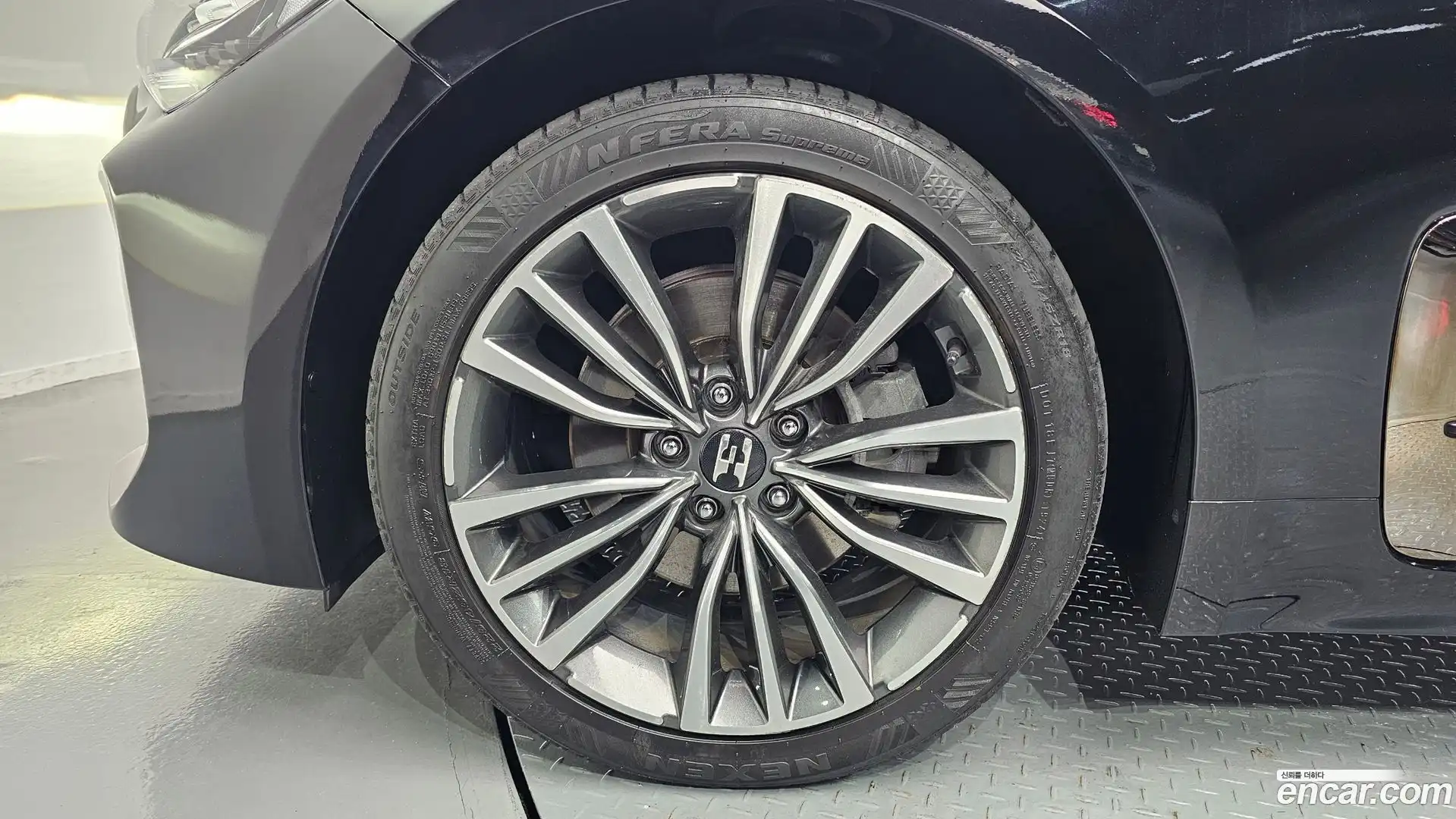 Stinger Kia 2018.3-OUTER-031
