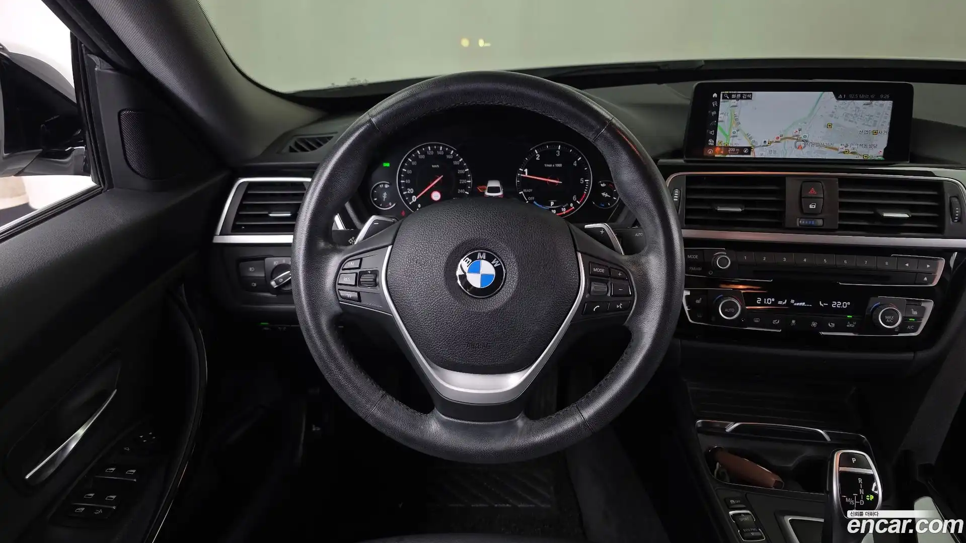 Gran Turismo BMW 2019.9-OPTION-017