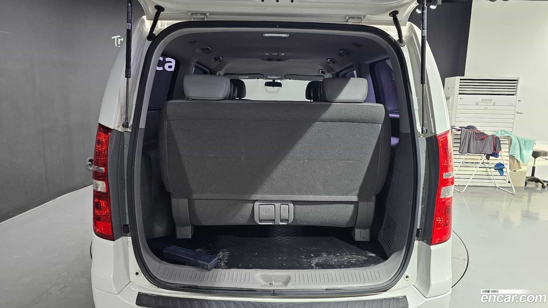 Starex Hyundai 2017.1-OPTION-024
