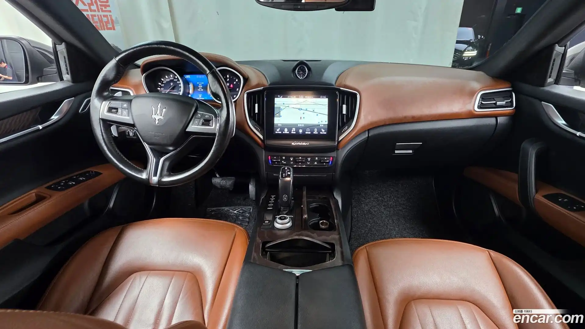 Ghibli Maserati 2019.8-INNER-007