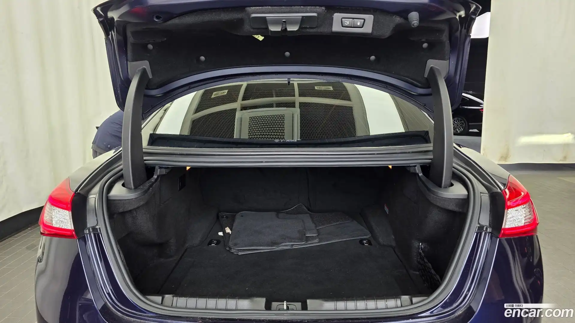 Ghibli Maserati 2019.8-OPTION-024