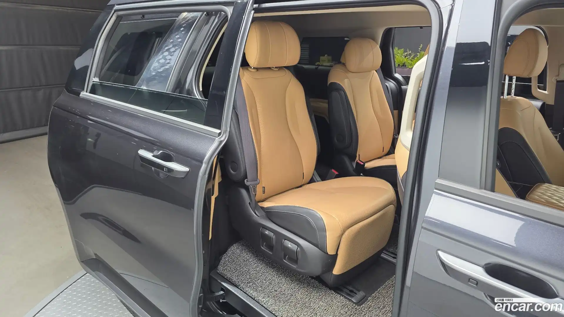 Canival Kia 2021.5-OPTION-016