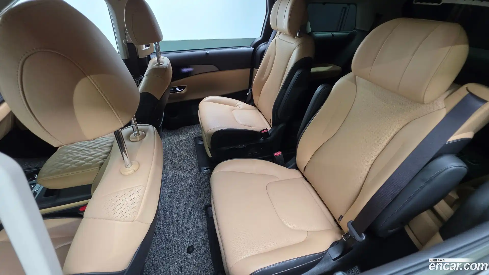 Canival Kia 2021.5-INNER-036