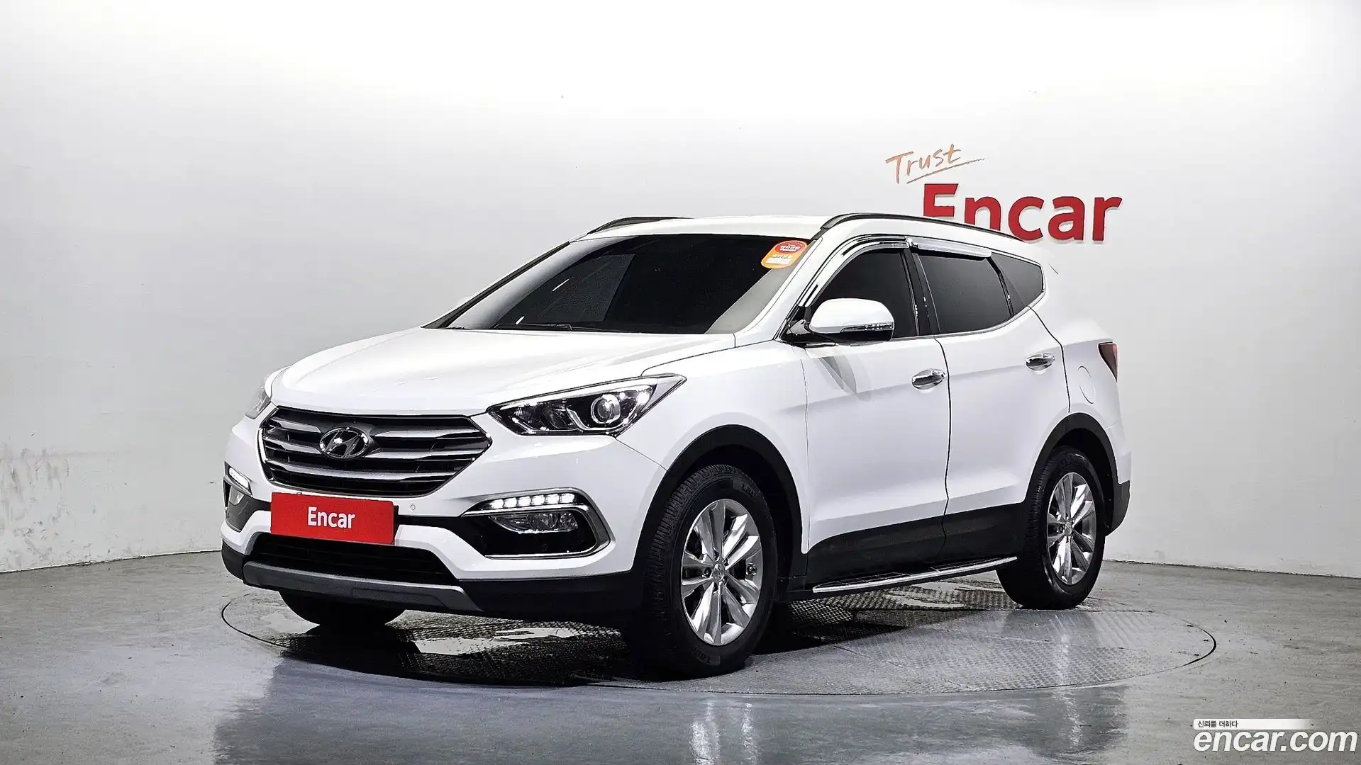 Santafe Hyundai 2017.6-OUTER-001