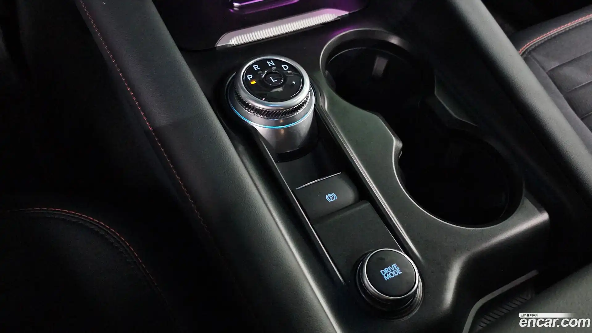 Explorer Ford 2025.0-INNER-009