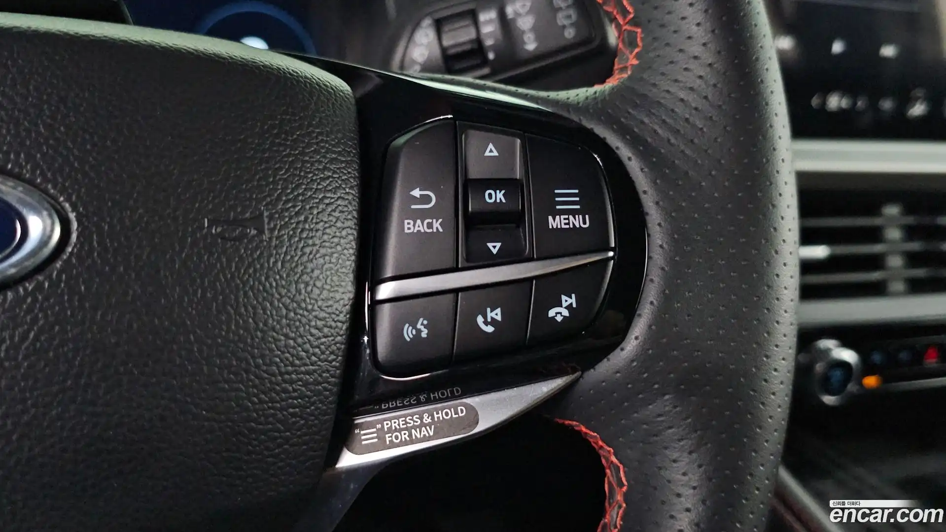 Explorer Ford 2025.0-OPTION-024