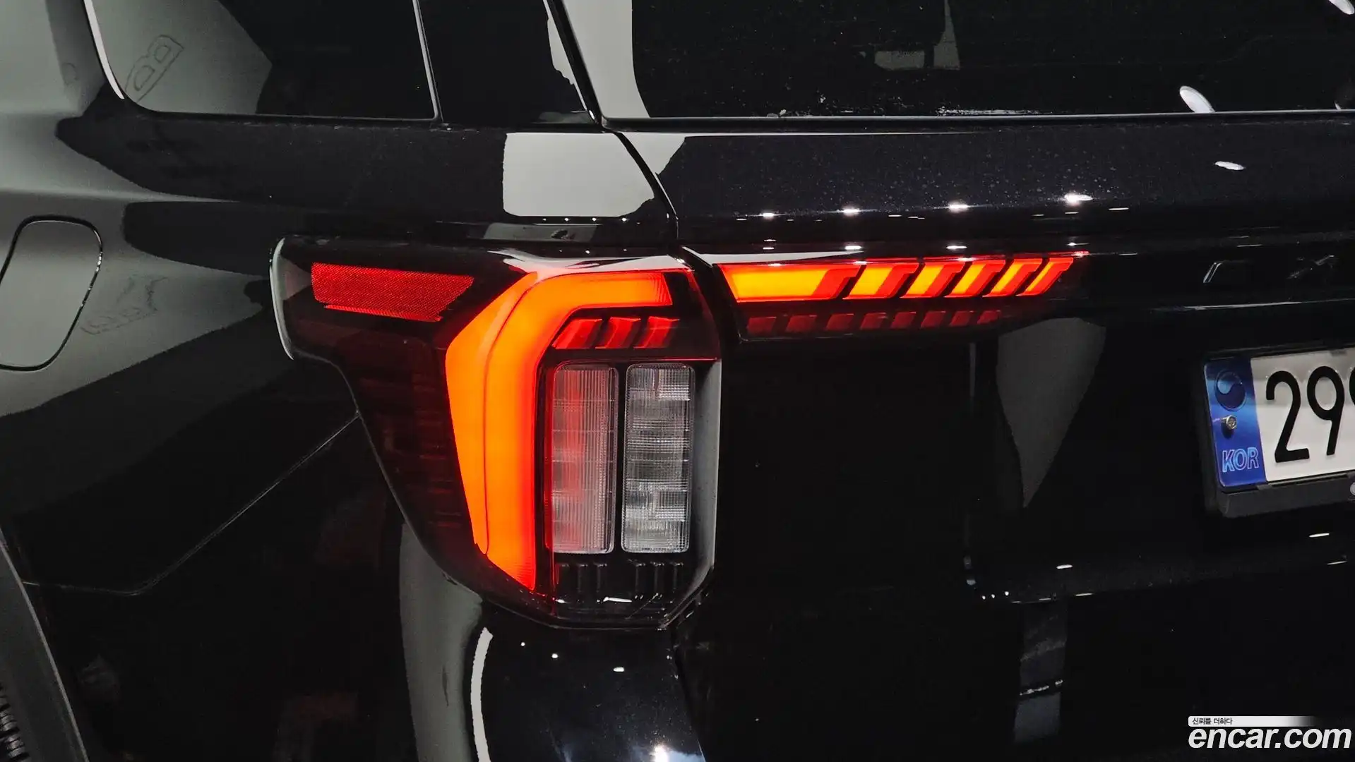 Explorer Ford 2025.0-OUTER-033