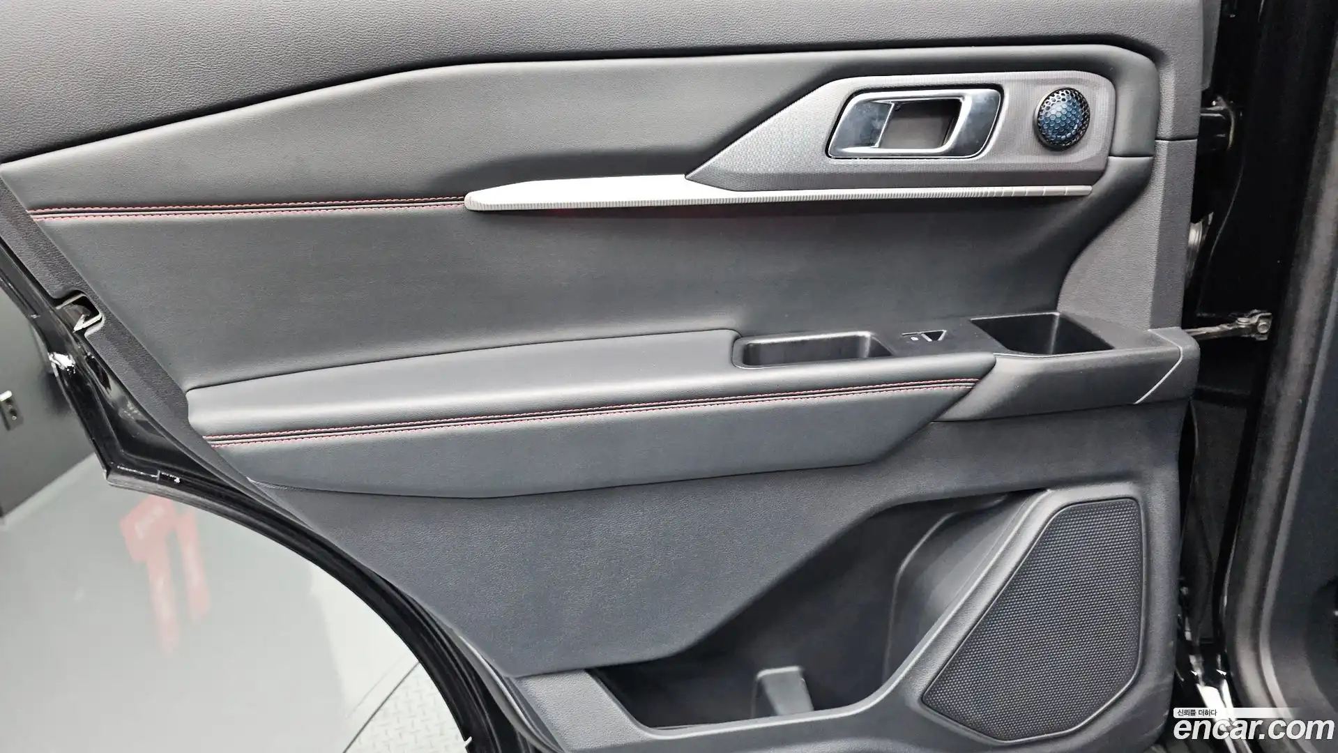 Explorer Ford 2025.0-INNER-035