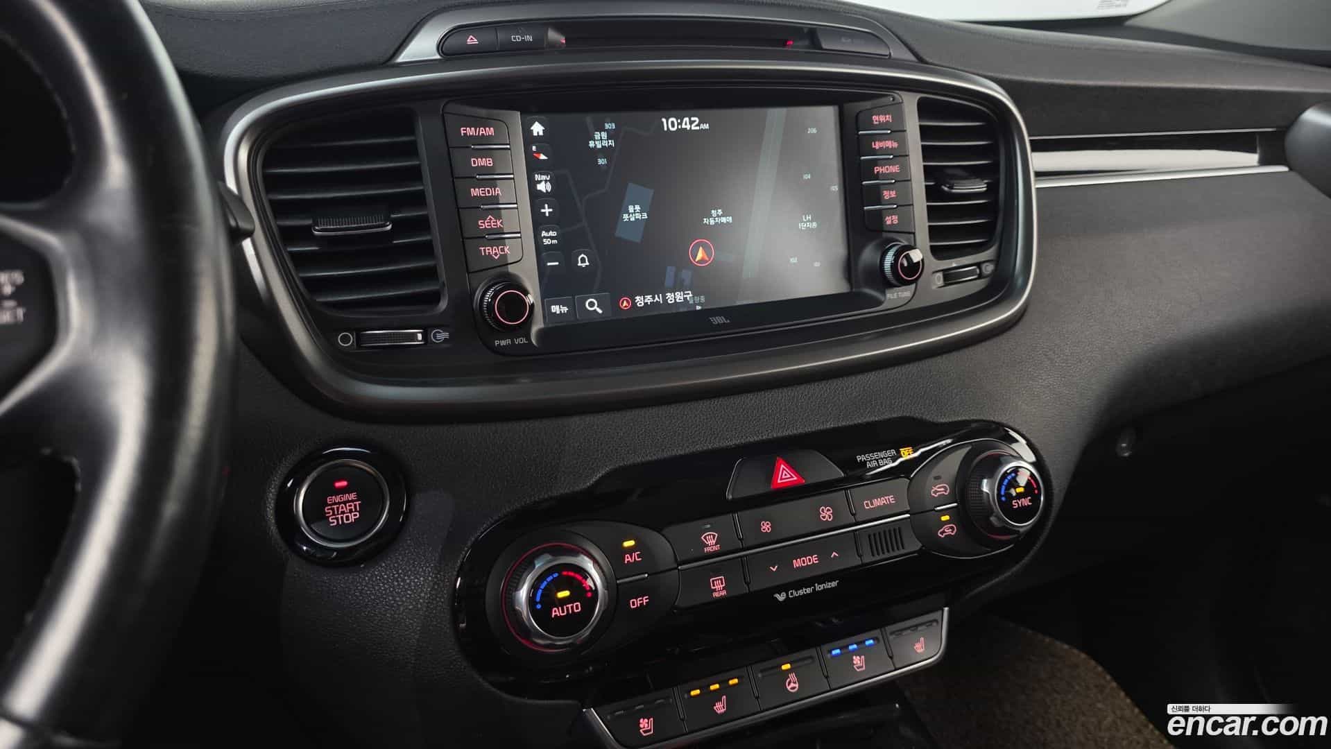 Sorento Kia 2016.6-OPTION-017