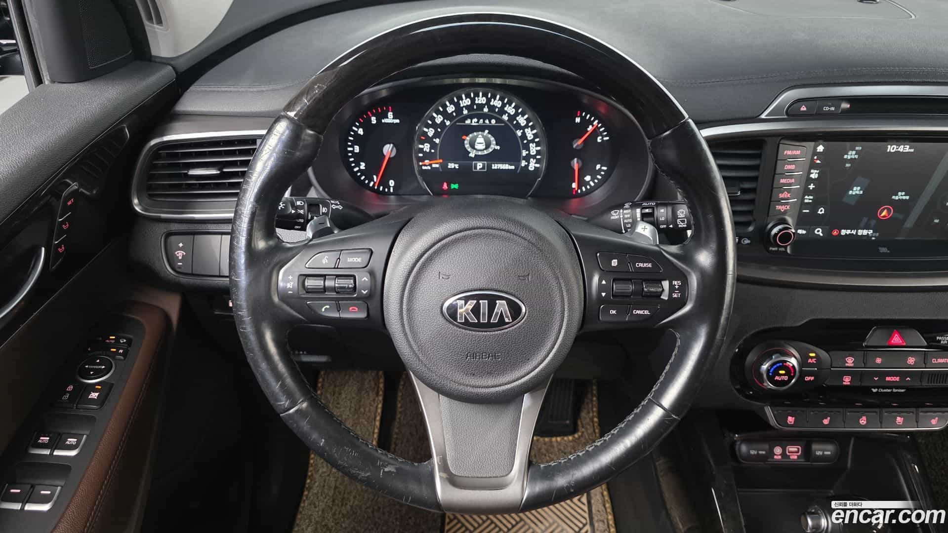 Sorento Kia 2016.6-OPTION-018