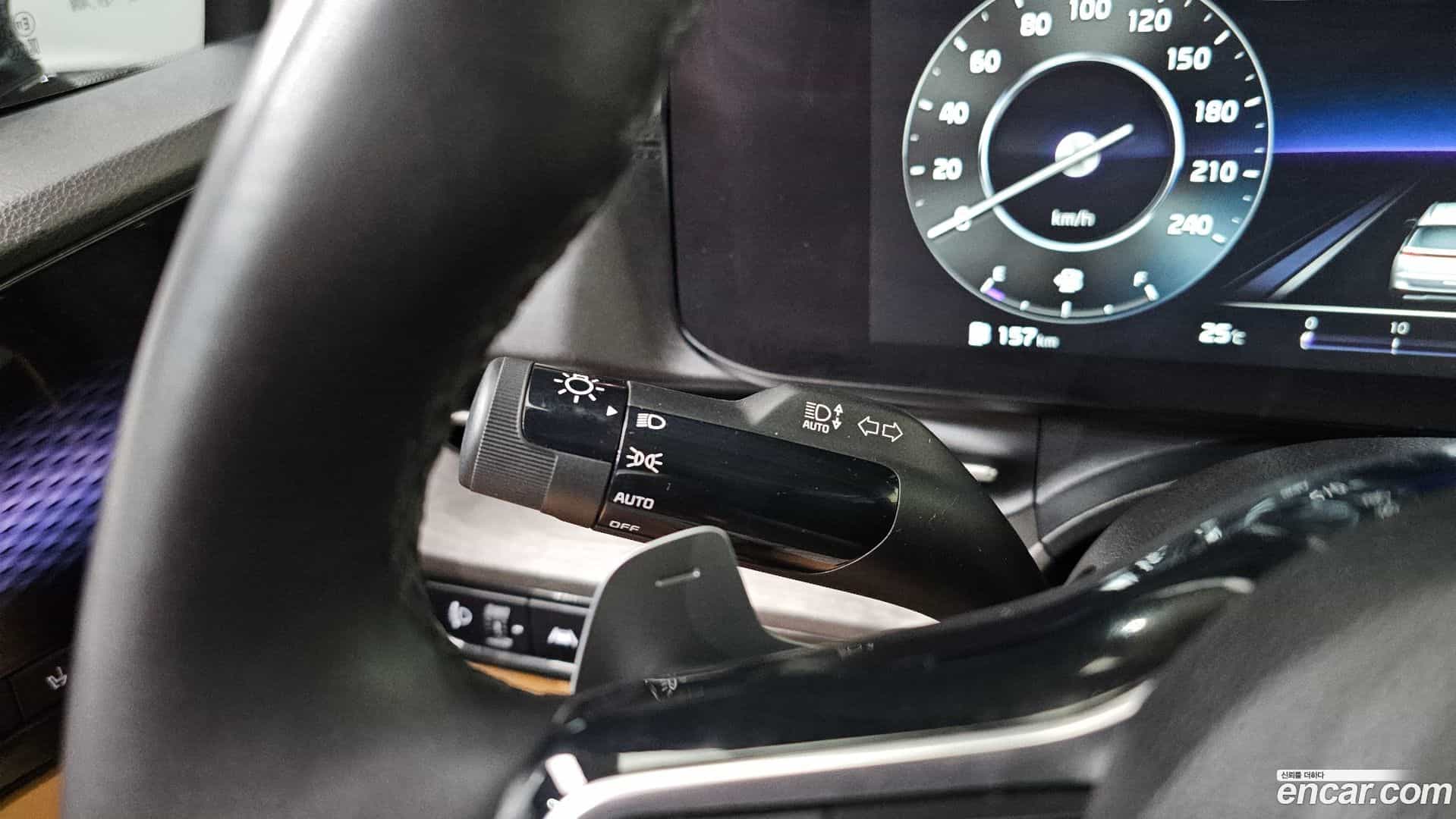 Canival Kia 2023.5-OPTION-042
