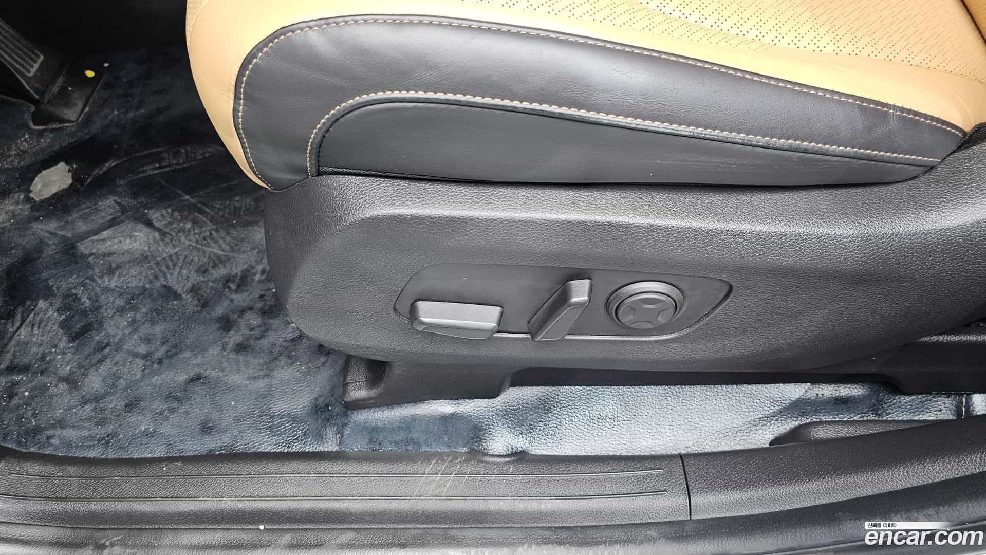 Canival Kia 2023.5-OPTION-044