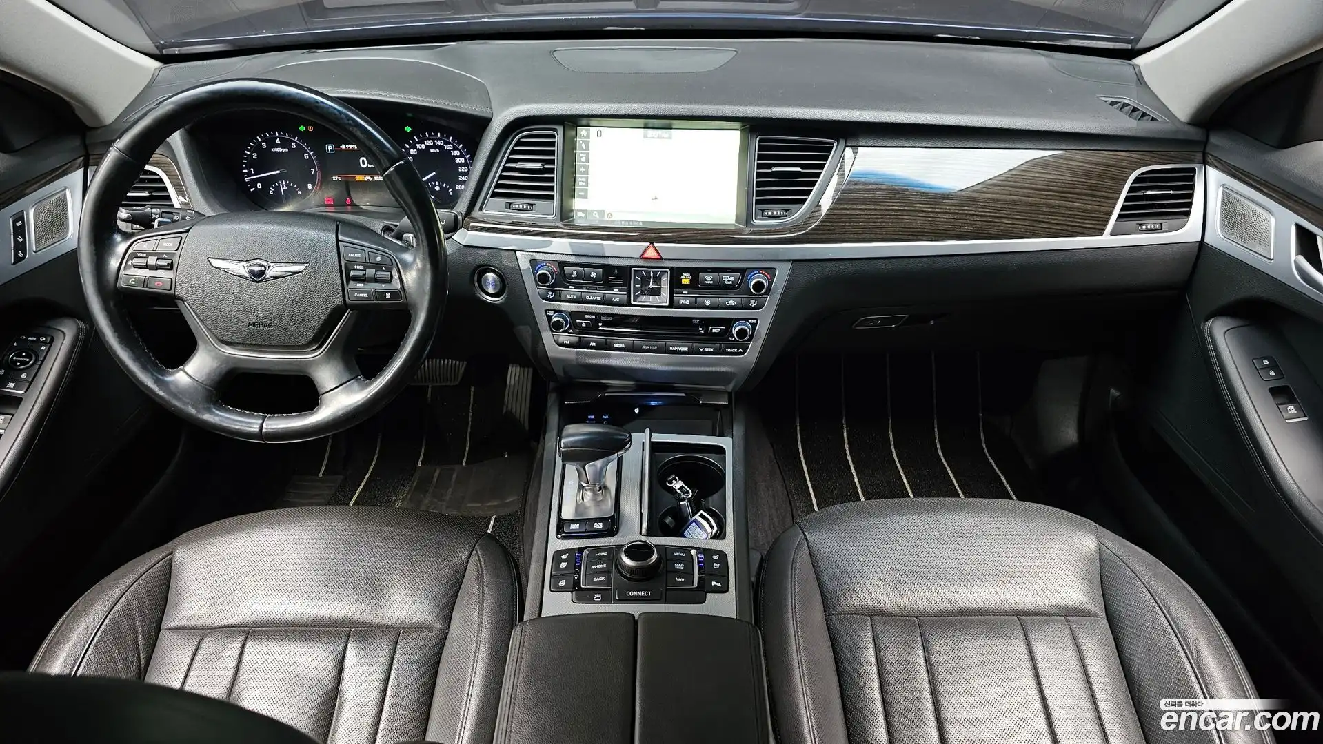 G80 Genesis 2018.0-INNER-007