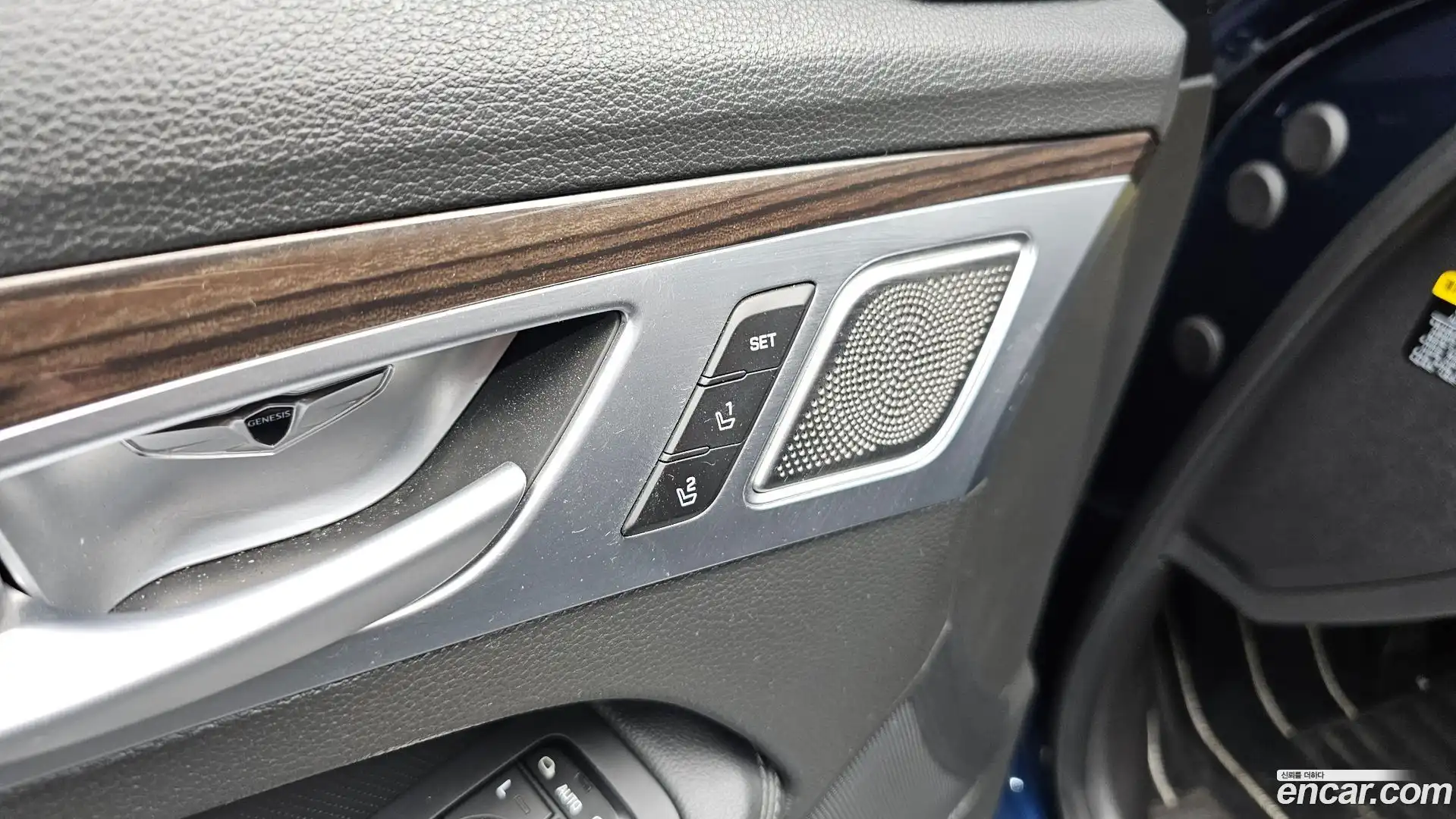 G80 Genesis 2018.0-OPTION-021