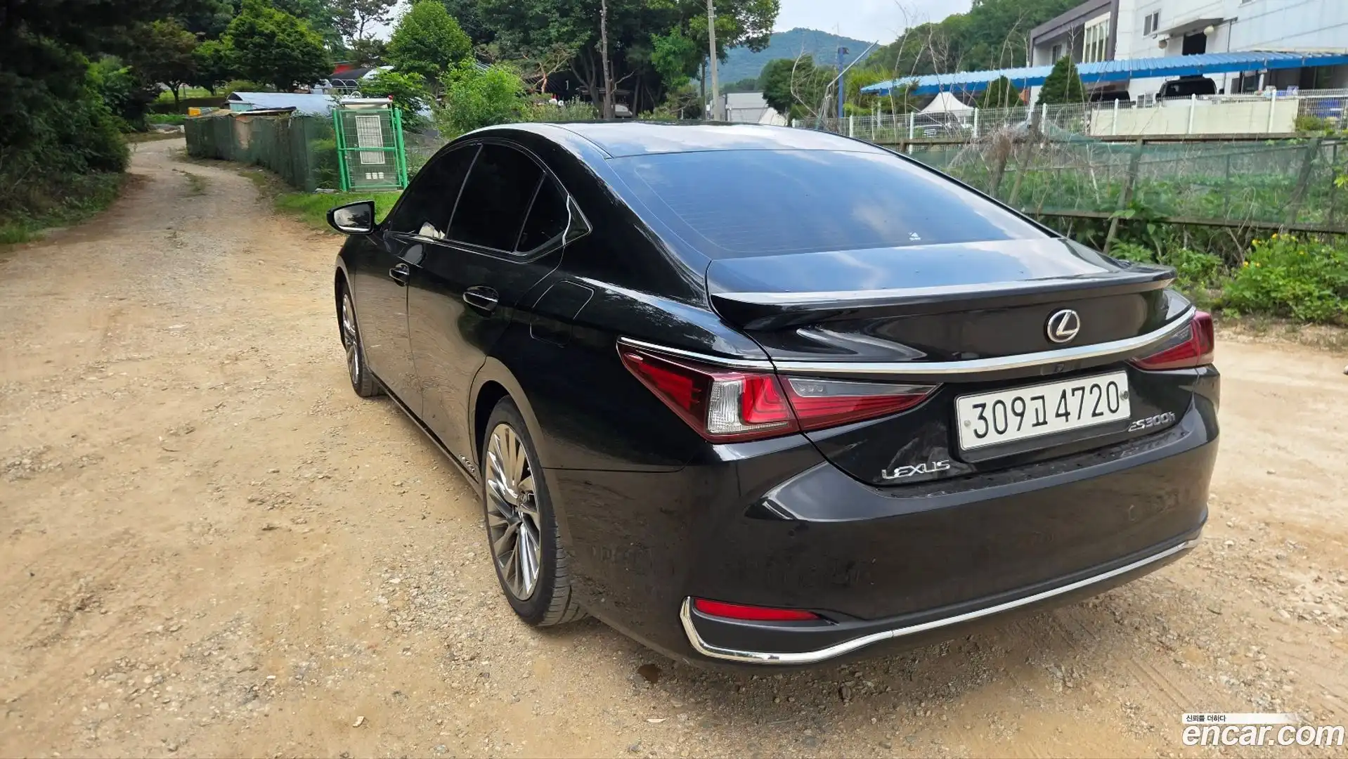 ES Lexus 2020.0-OUTER-003