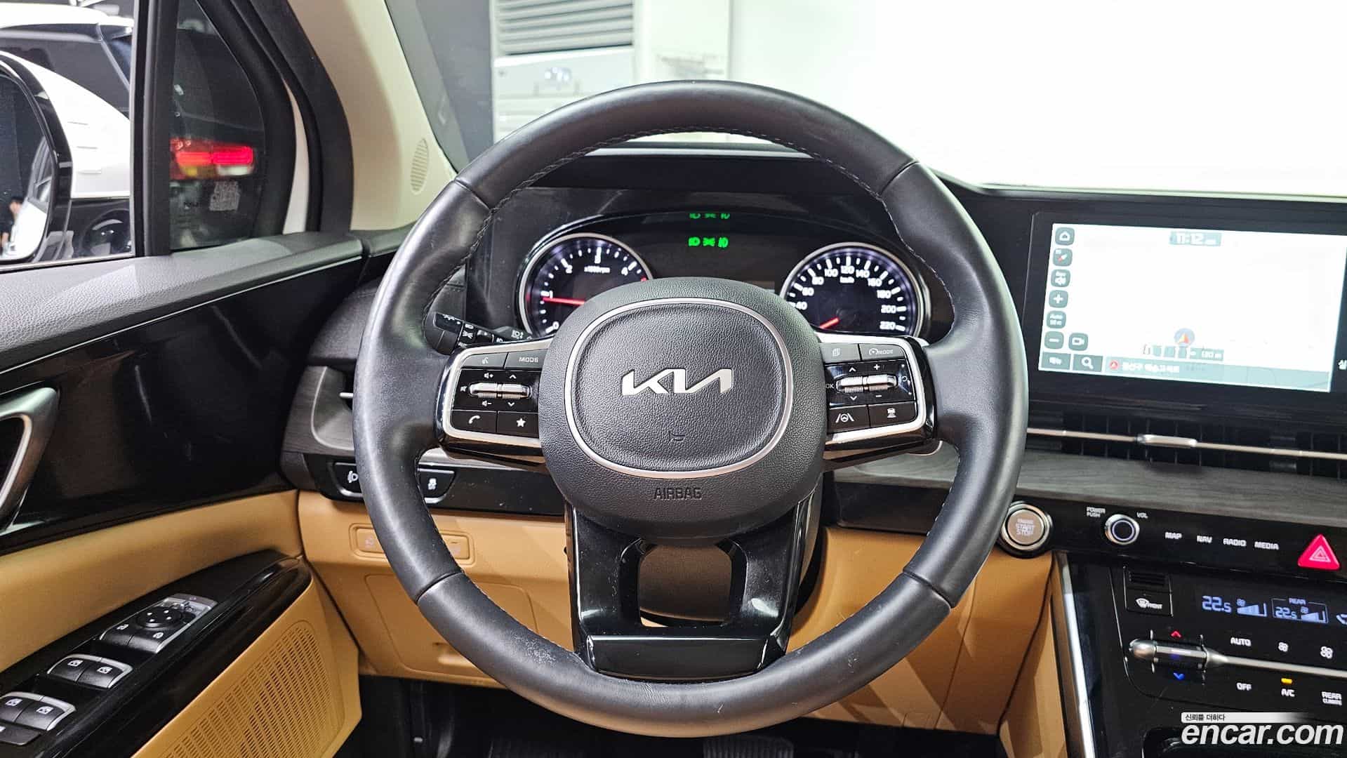 Canival Kia 2022.6-OPTION-017