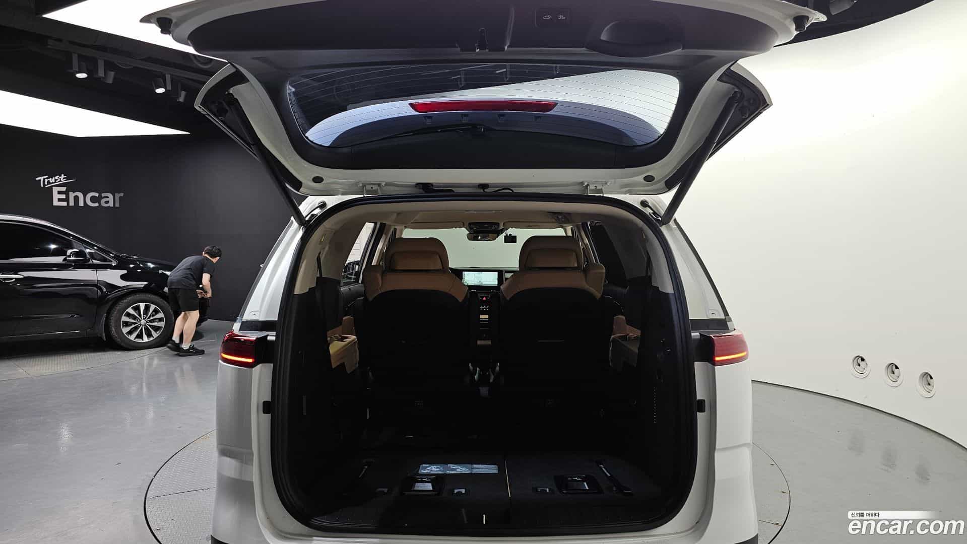 Canival Kia 2022.6-OPTION-024