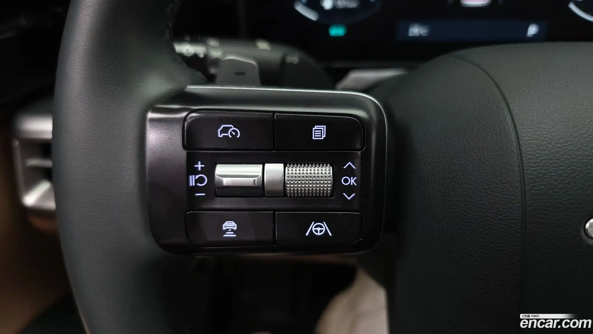 Grandeur Hyundai 2023.9-OPTION-020