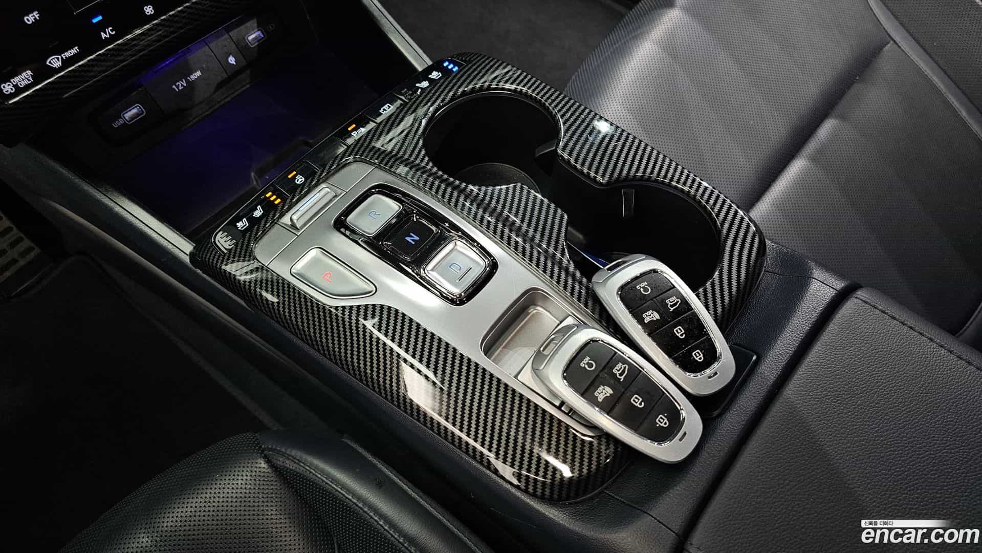 Tucson Hyundai 2021.1-INNER-009